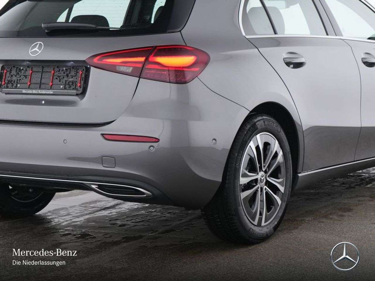 Mercedes-Benz A 180