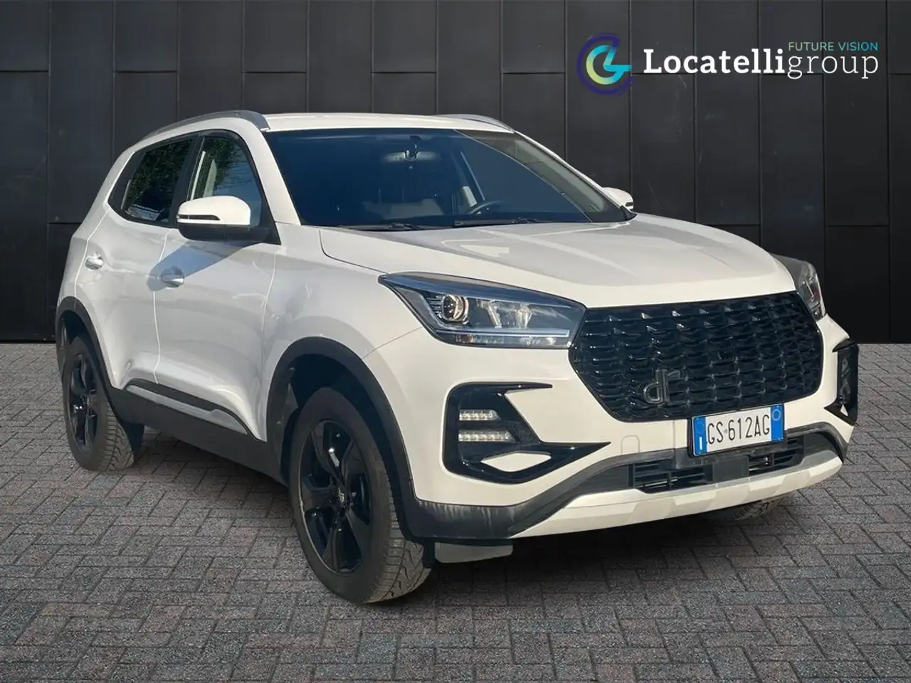 DR Automobiles DR5.0