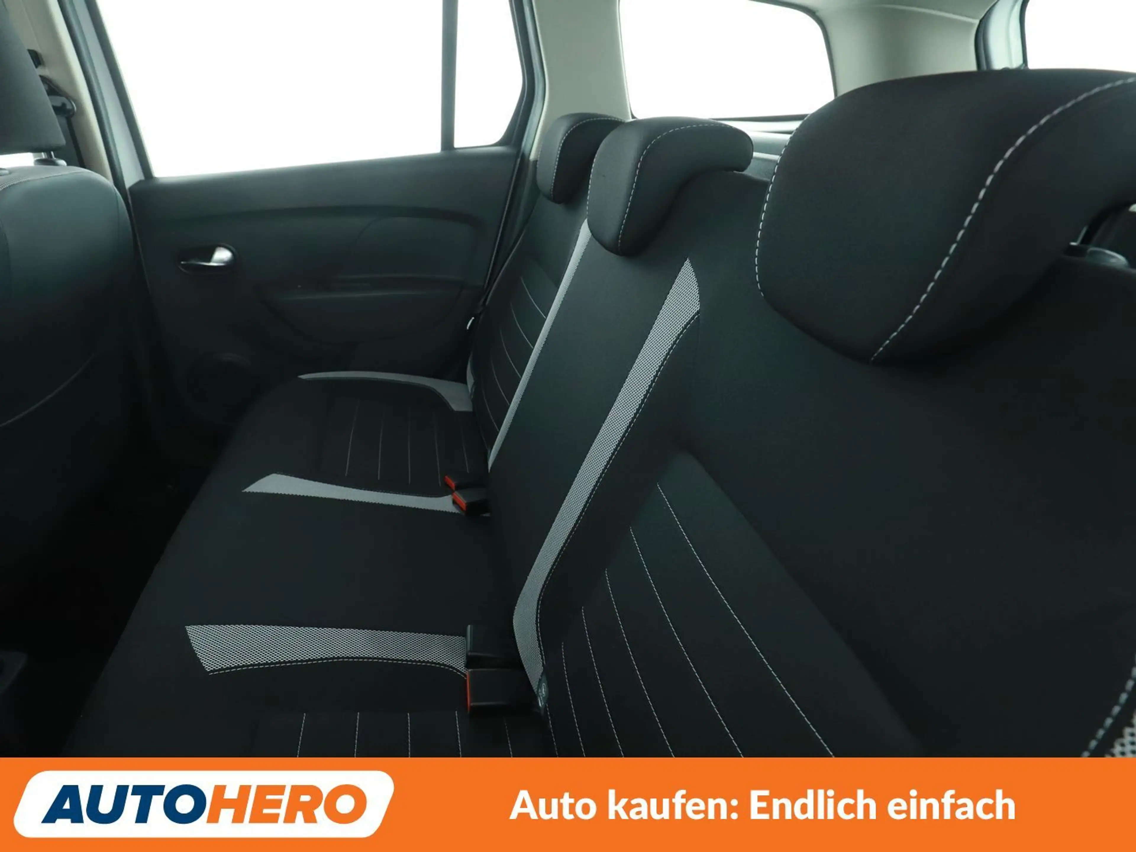 Dacia Logan 0.9 TCe Stepway *NAVI*TEMPO*PDC* — photo 14