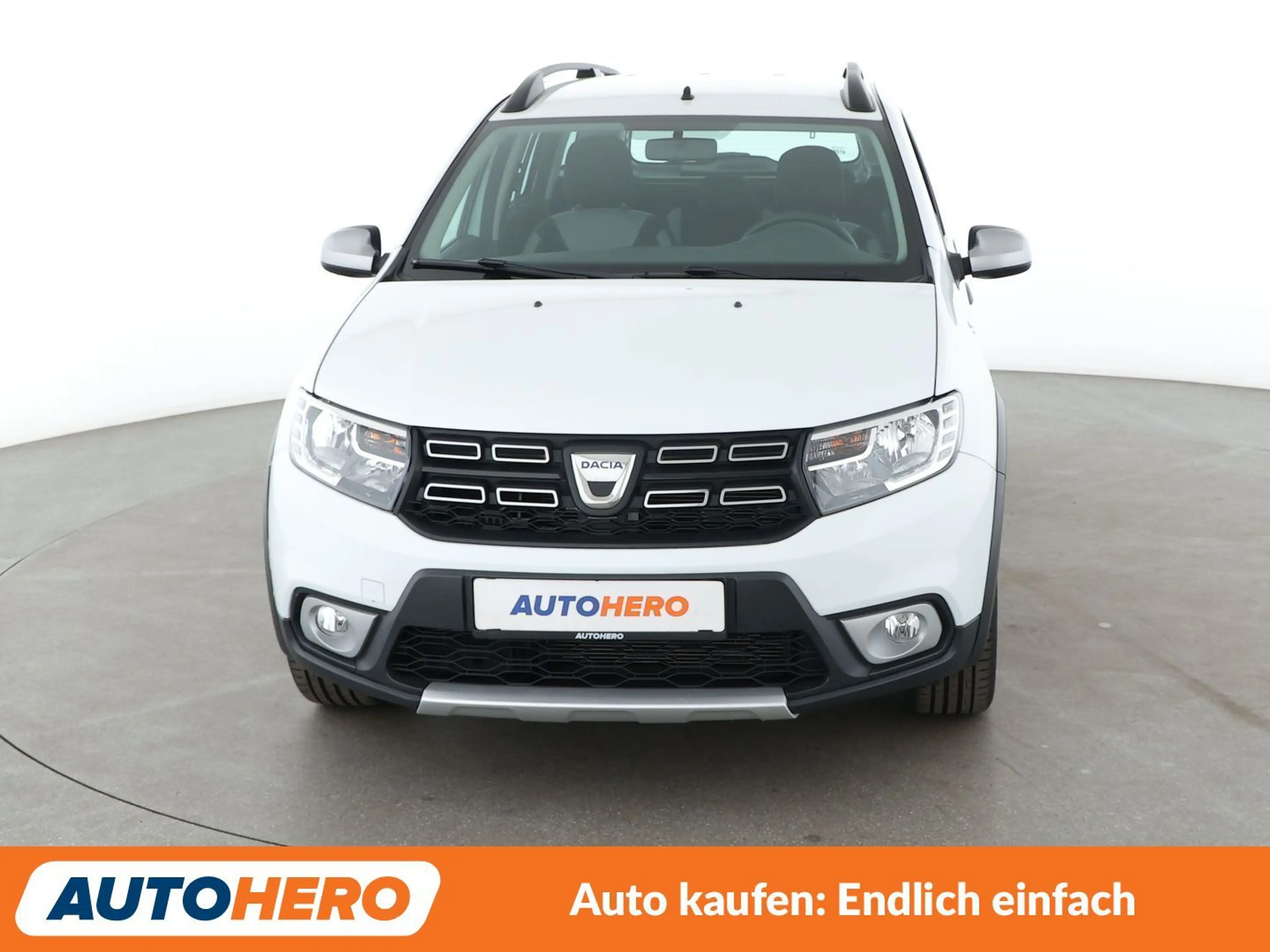 Dacia Logan 0.9 TCe Stepway *NAVI*TEMPO*PDC* — photo 9