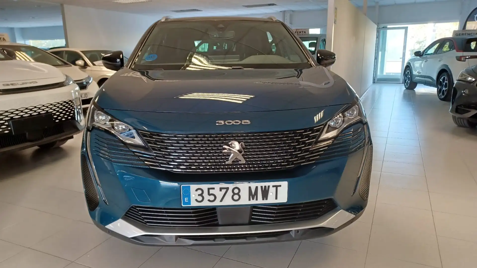 Peugeot 3008 Hybrid 225 e-EAT8 GT - 2