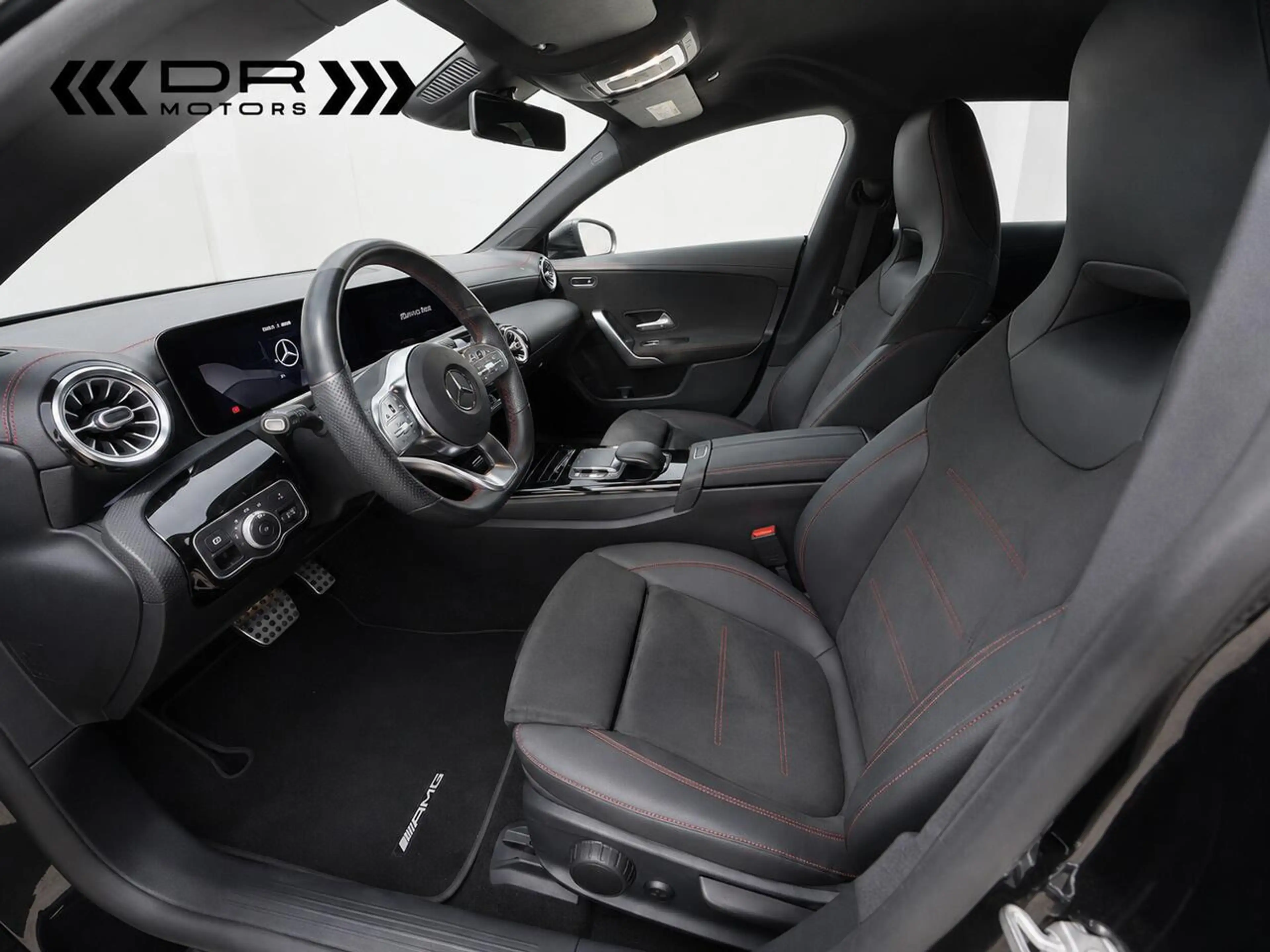 Mercedes-Benz CLA 180 SB - CAMERA - DODE HOEK — photo 8
