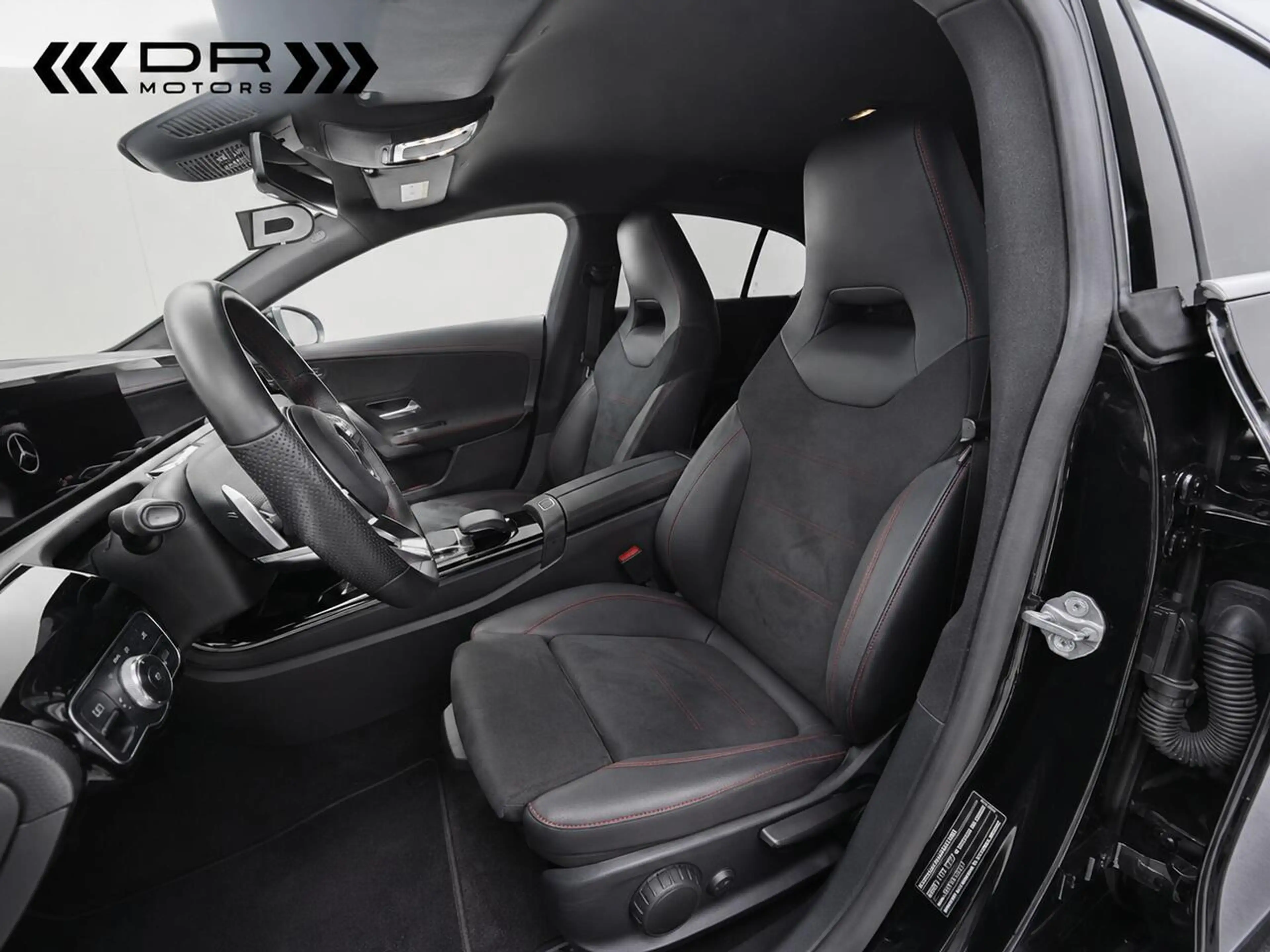 Mercedes-Benz CLA 180 SB - CAMERA - DODE HOEK — photo 6