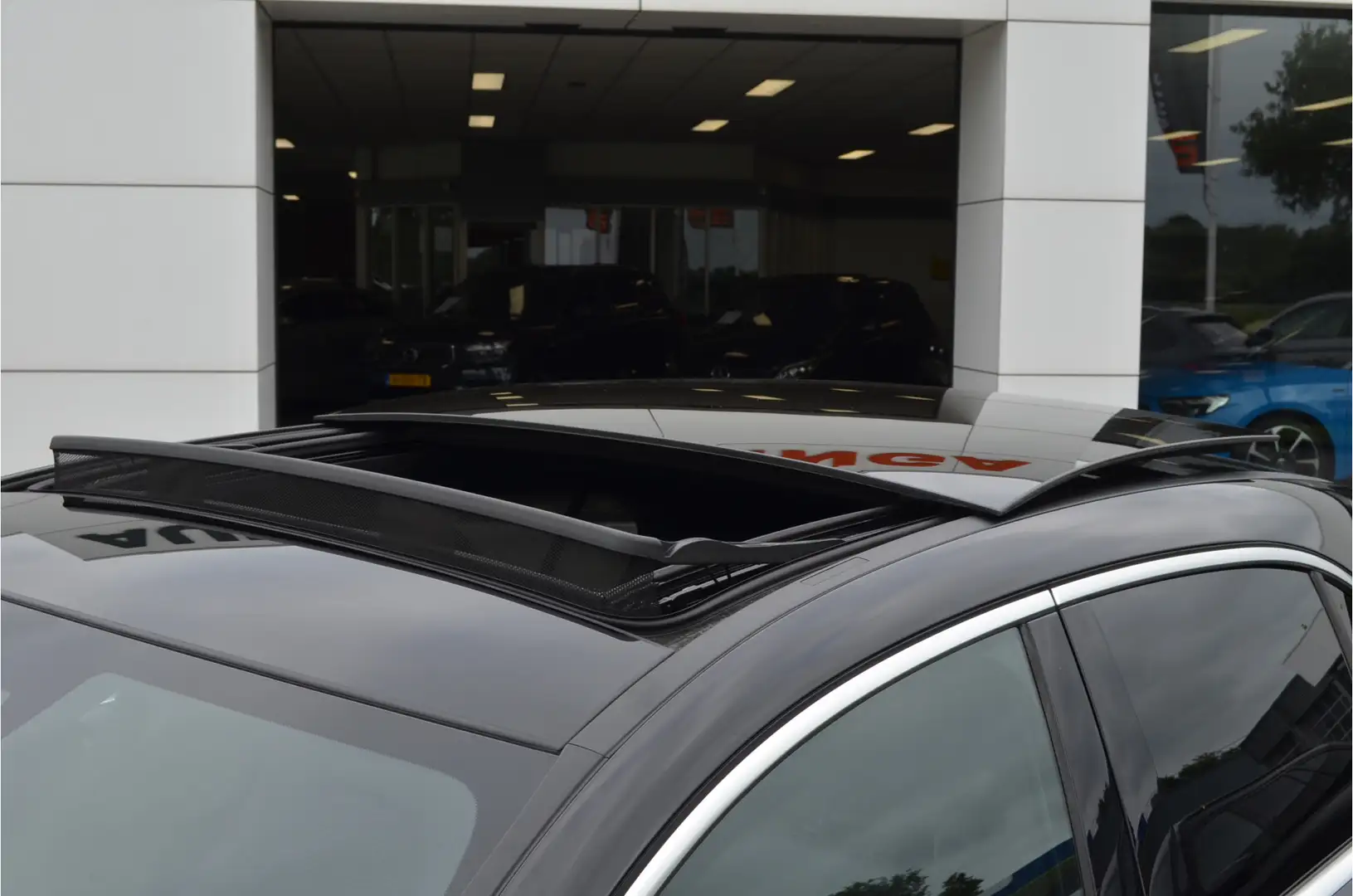 Mercedes-Benz A 250 e Pano | Widescreen | a.Camera | Adaptive Cruise | Zwart - 2