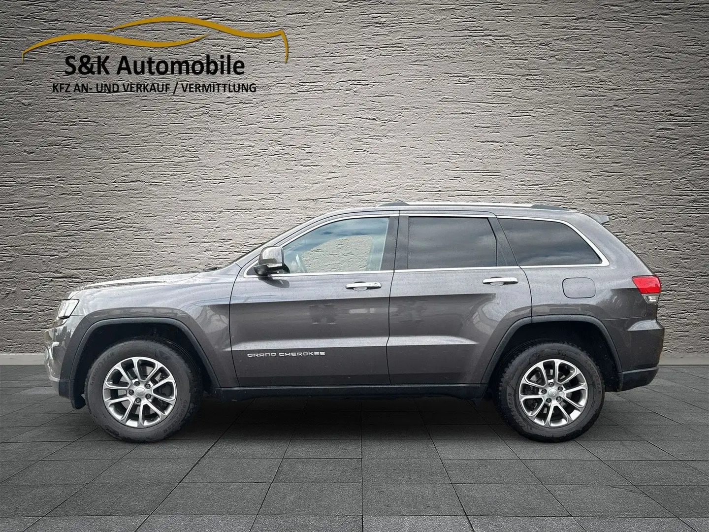 Jeep Grand Cherokee 3.0 CRD Limited/Kamera/AHK/MWST% - 2