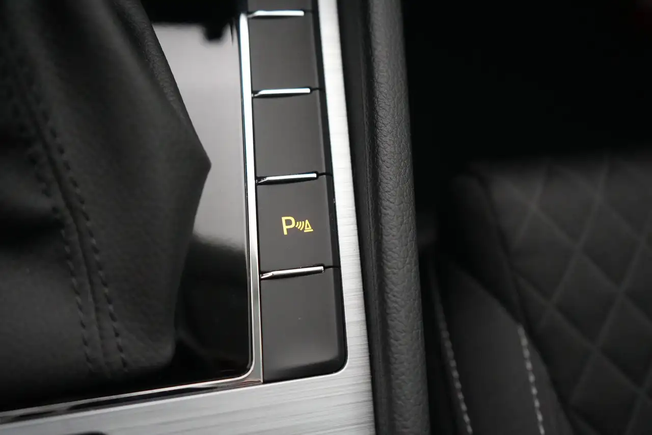 Skoda Superb Combi 1.5 TSI ACT DSG Clever LED GPS PDC CAM Keyle, миниатюра 27