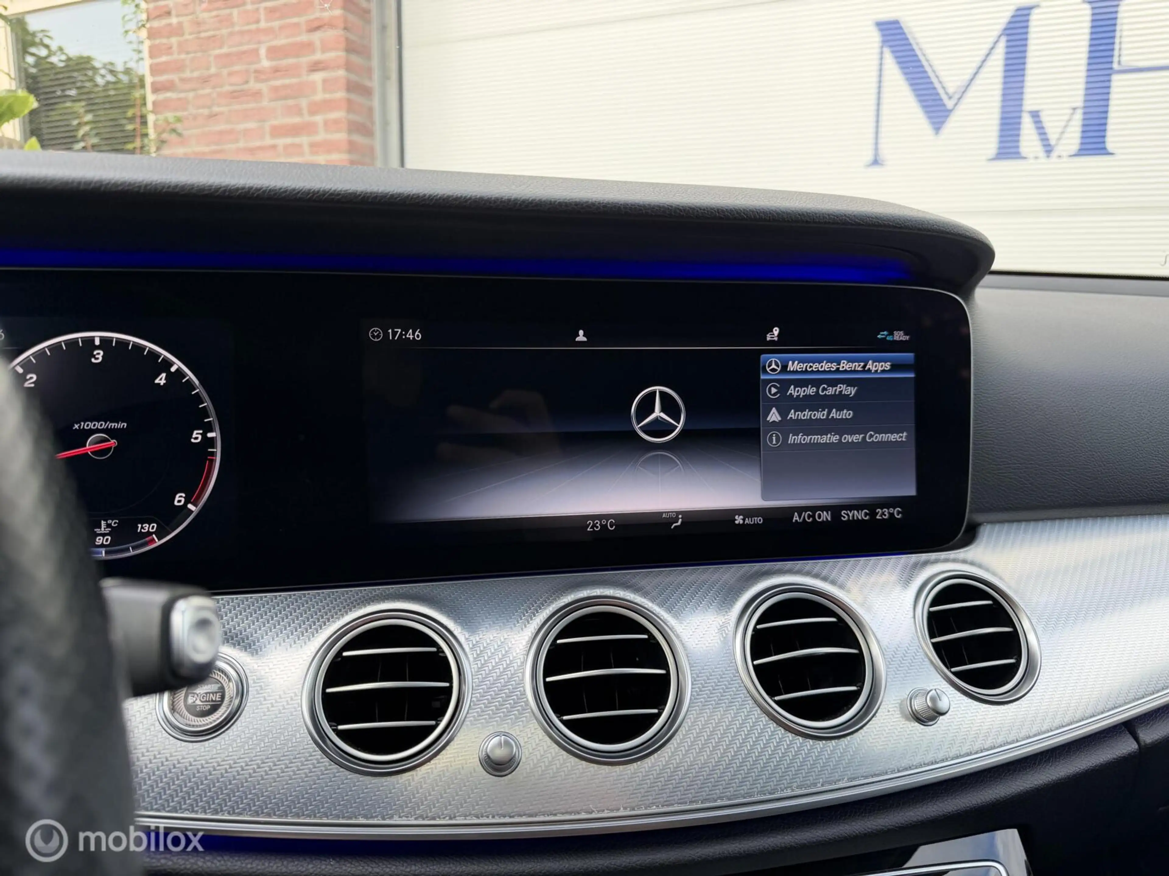 Mercedes-Benz E 350 Estate d 4Matic Premium — photo 15
