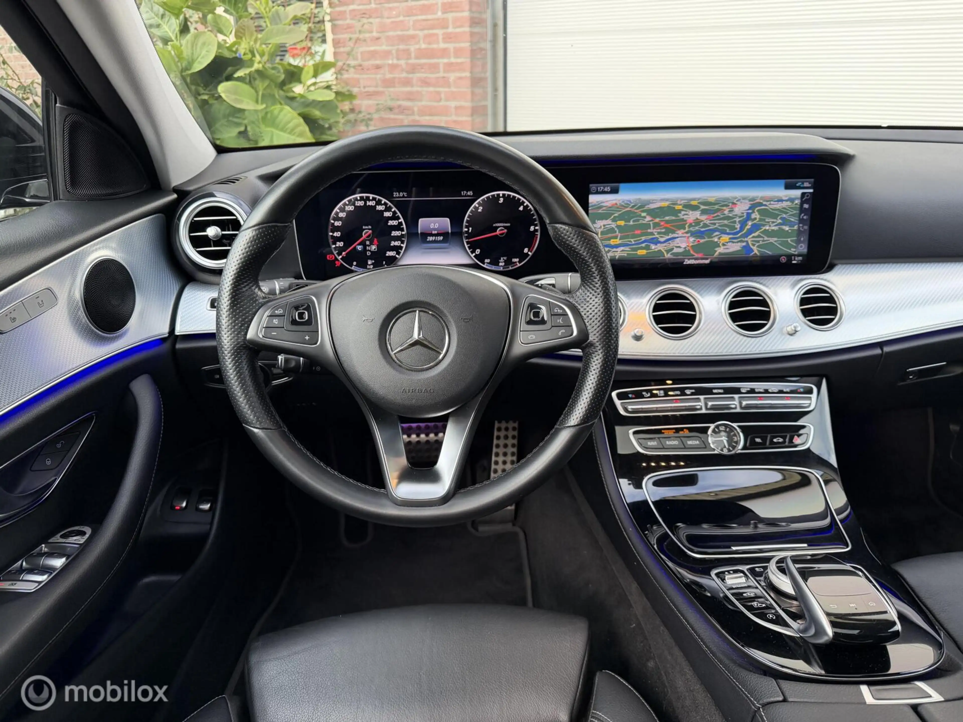 Mercedes-Benz E 350 Estate d 4Matic Premium — photo 10