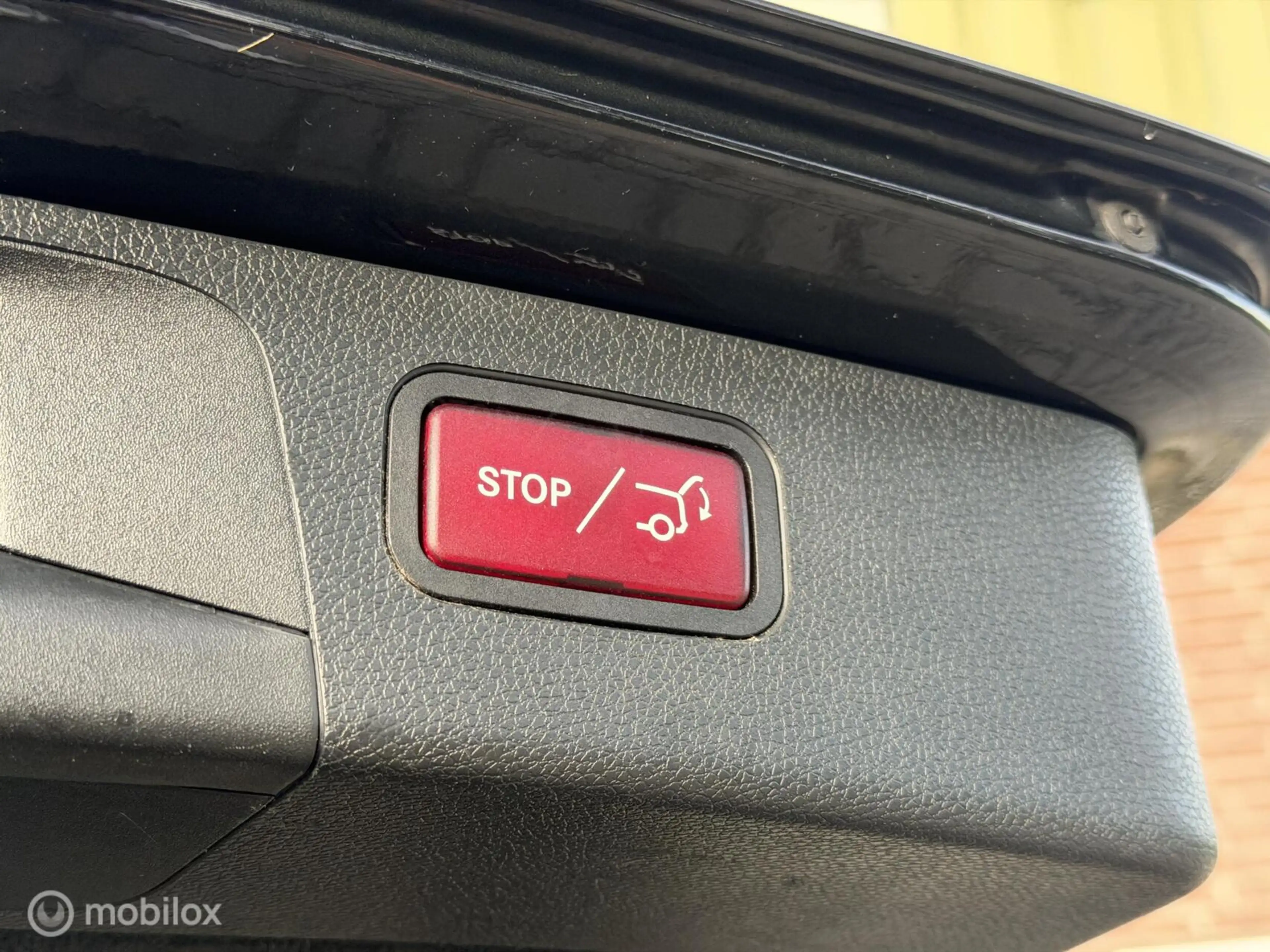 Mercedes-Benz E 350 Estate d 4Matic Premium — photo 19