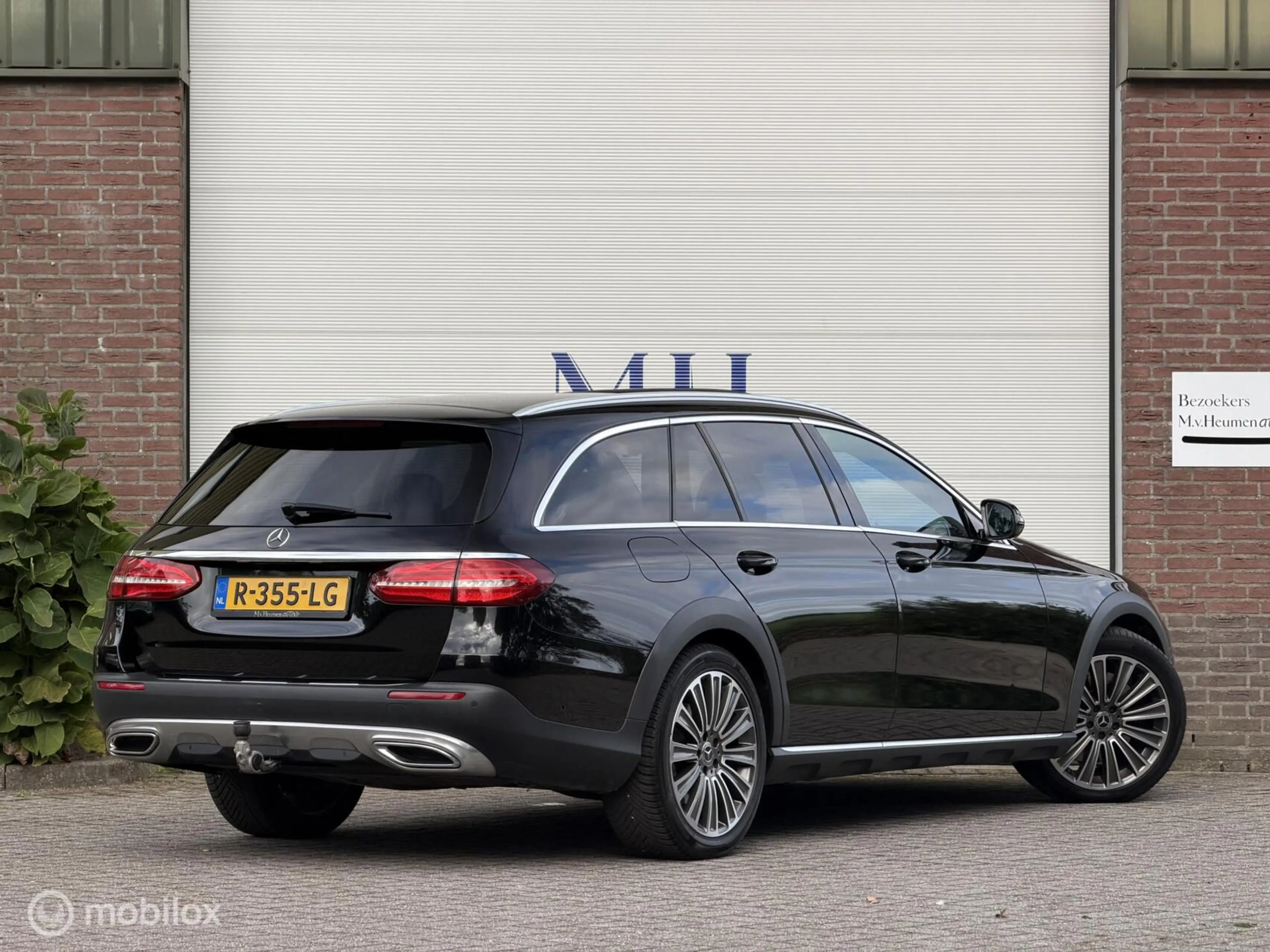 Mercedes-Benz E 350 Estate d 4Matic Premium — photo 7