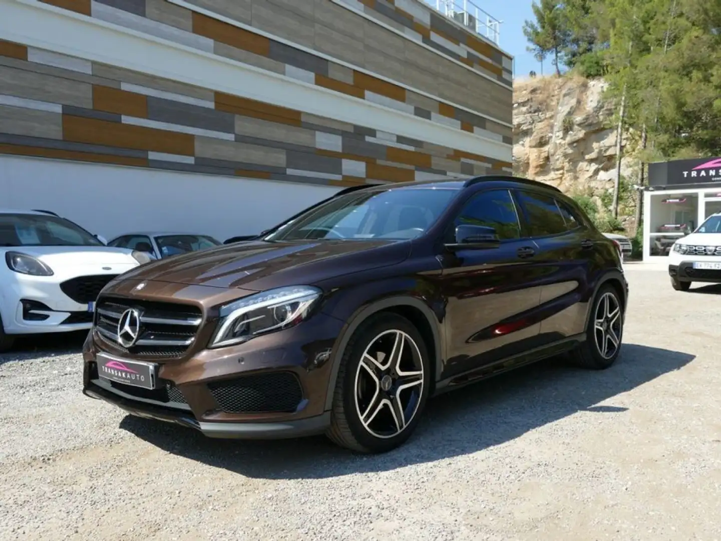 Mercedes-Benz GLA 200 CLASSE 200 156 Ch FASCINATION PACK AMG 7g DCT - 1