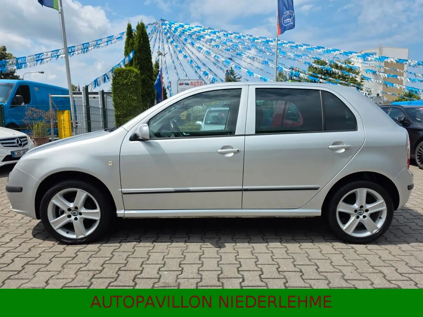 Skoda Fabia 1.4*Klima*Allwetter*'Radio*TPM*HU&ÖL Neu* Zilver - 1