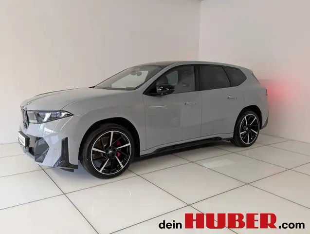 BMW iX3 50 xDrive 108,7kWh