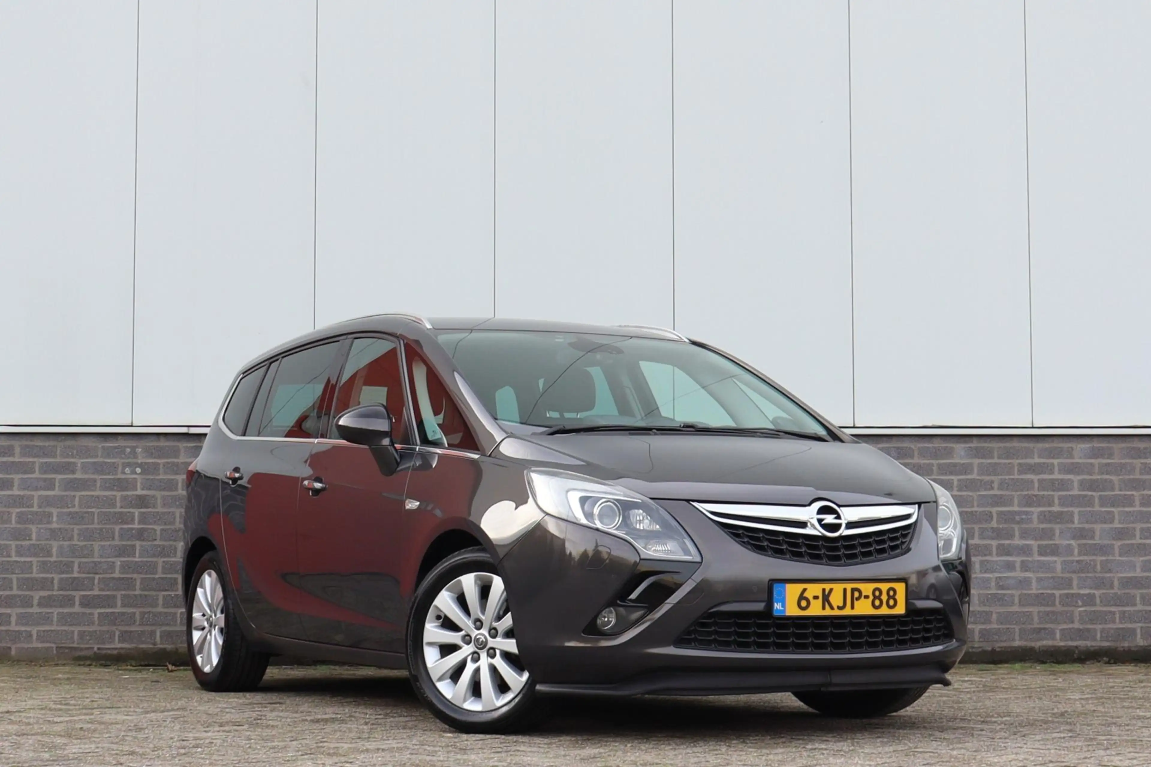 Opel Zafira Tourer 1.4 Cosmo Trekhaak — photo 3
