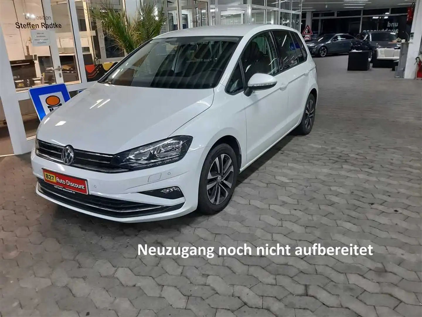 Volkswagen Golf Sportsvan Sportsvan 1.0 TSI United NAVI+SHZ+PDC Weiß - 1