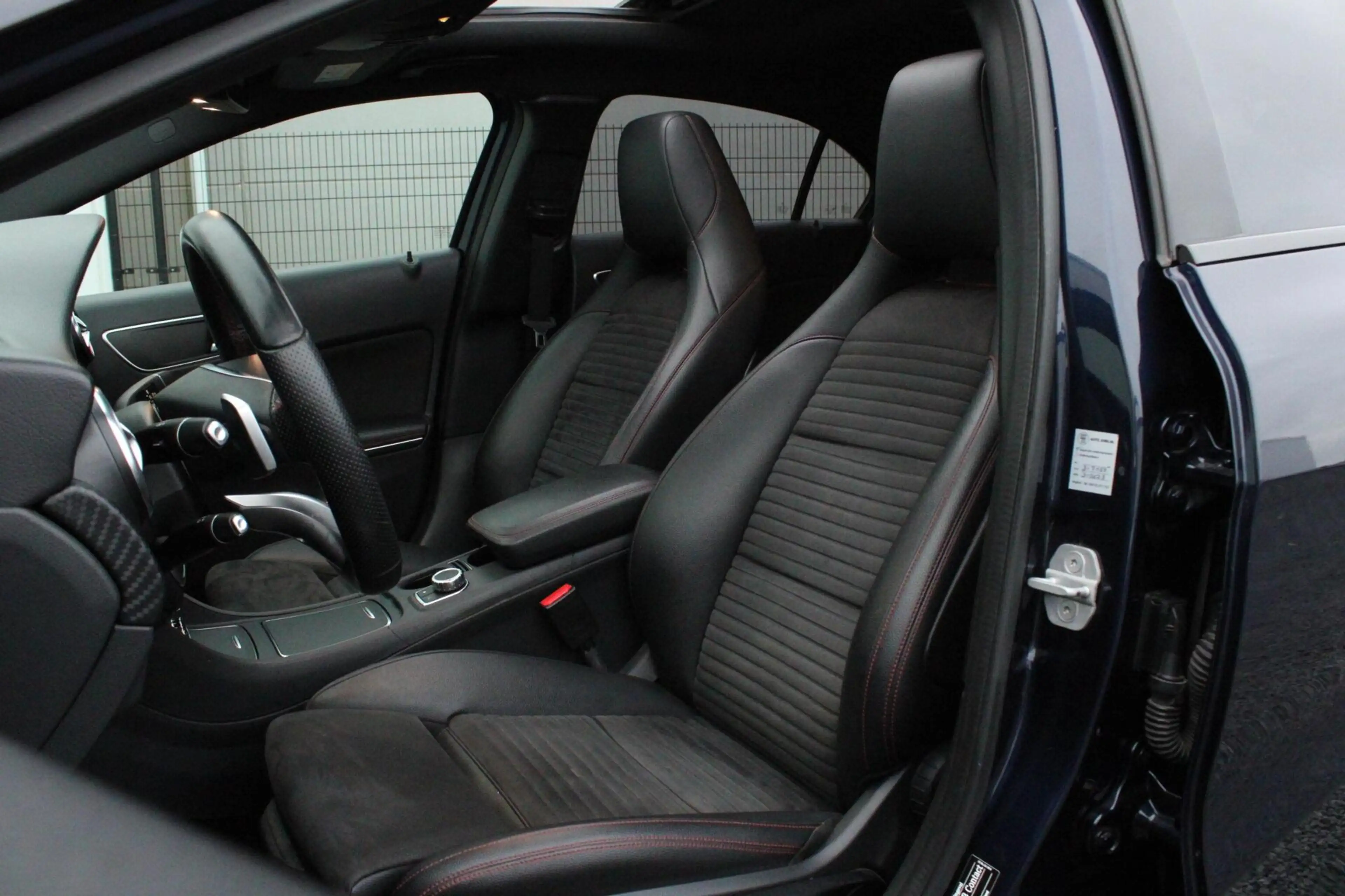 Mercedes-Benz A 180 AMG Night Edition Plus — photo 10