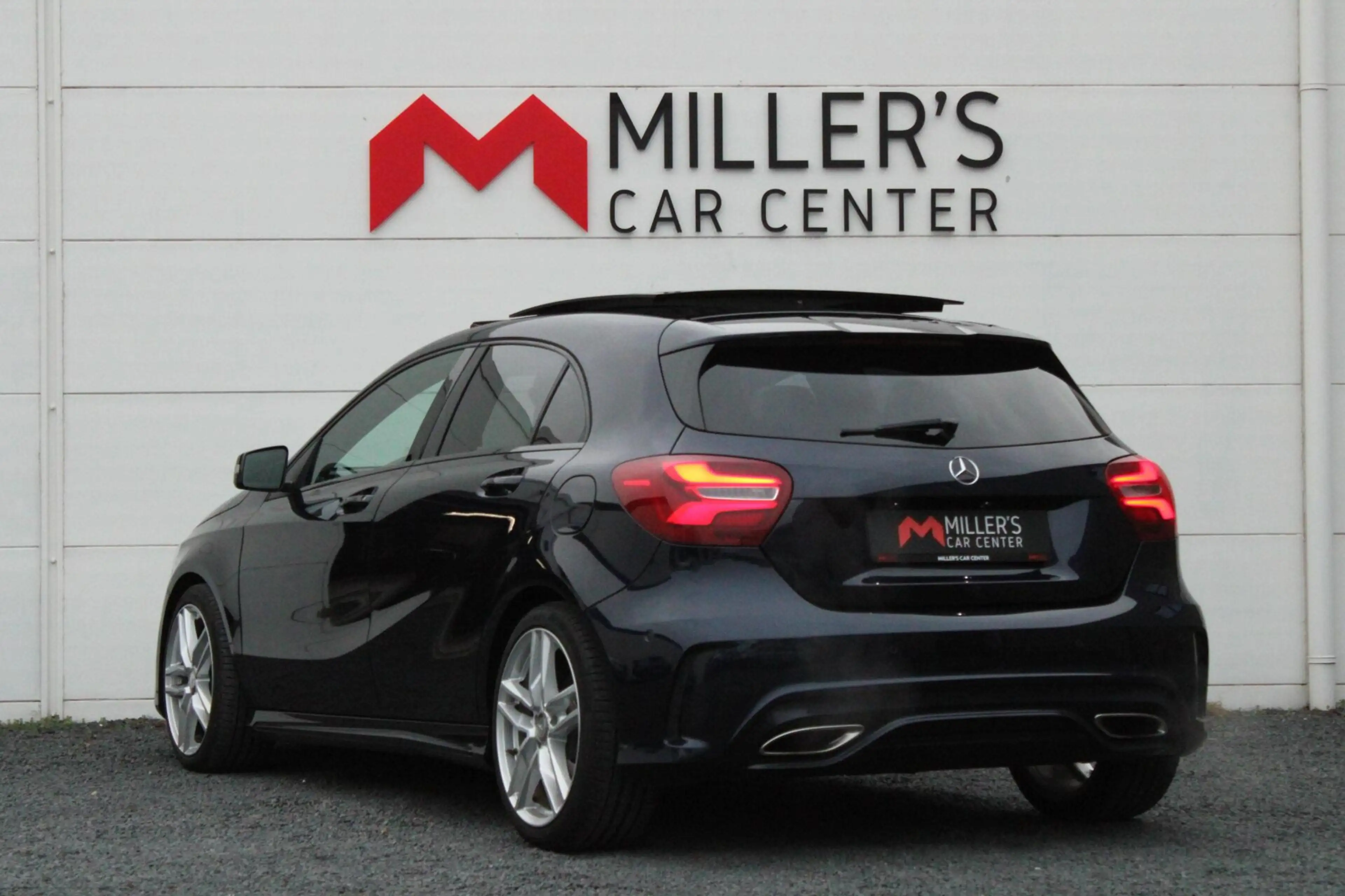 Mercedes-Benz A 180 AMG Night Edition Plus — photo 7