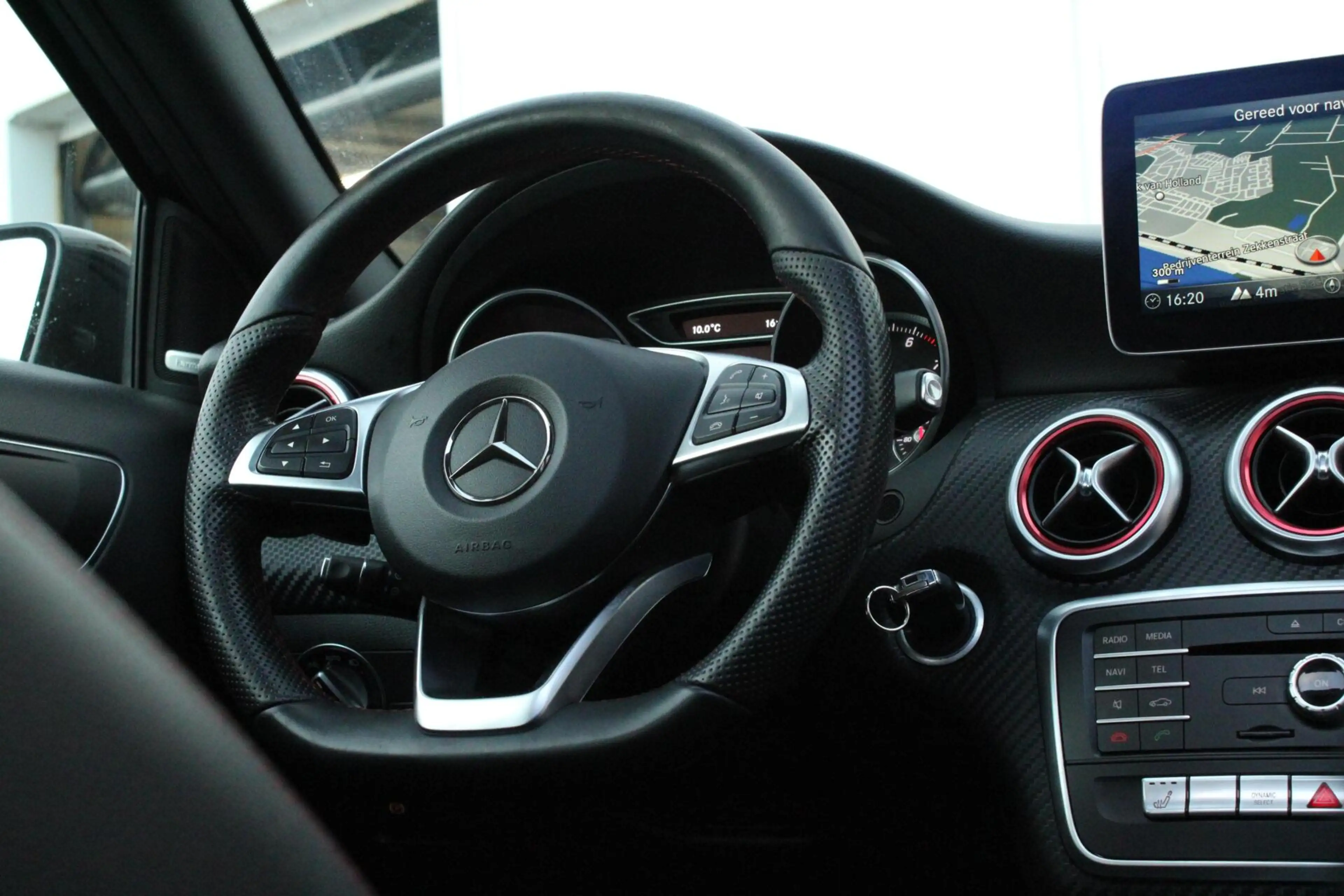 Mercedes-Benz A 180 AMG Night Edition Plus — photo 30