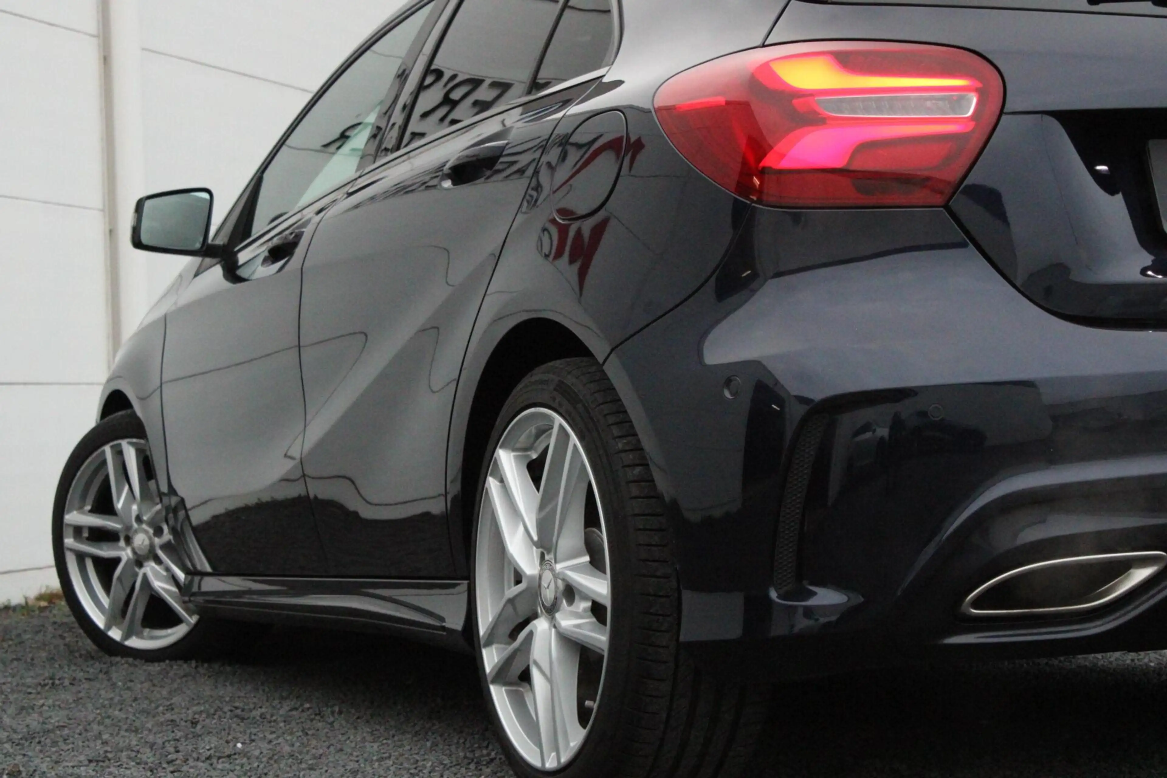 Mercedes-Benz A 180 AMG Night Edition Plus — photo 3