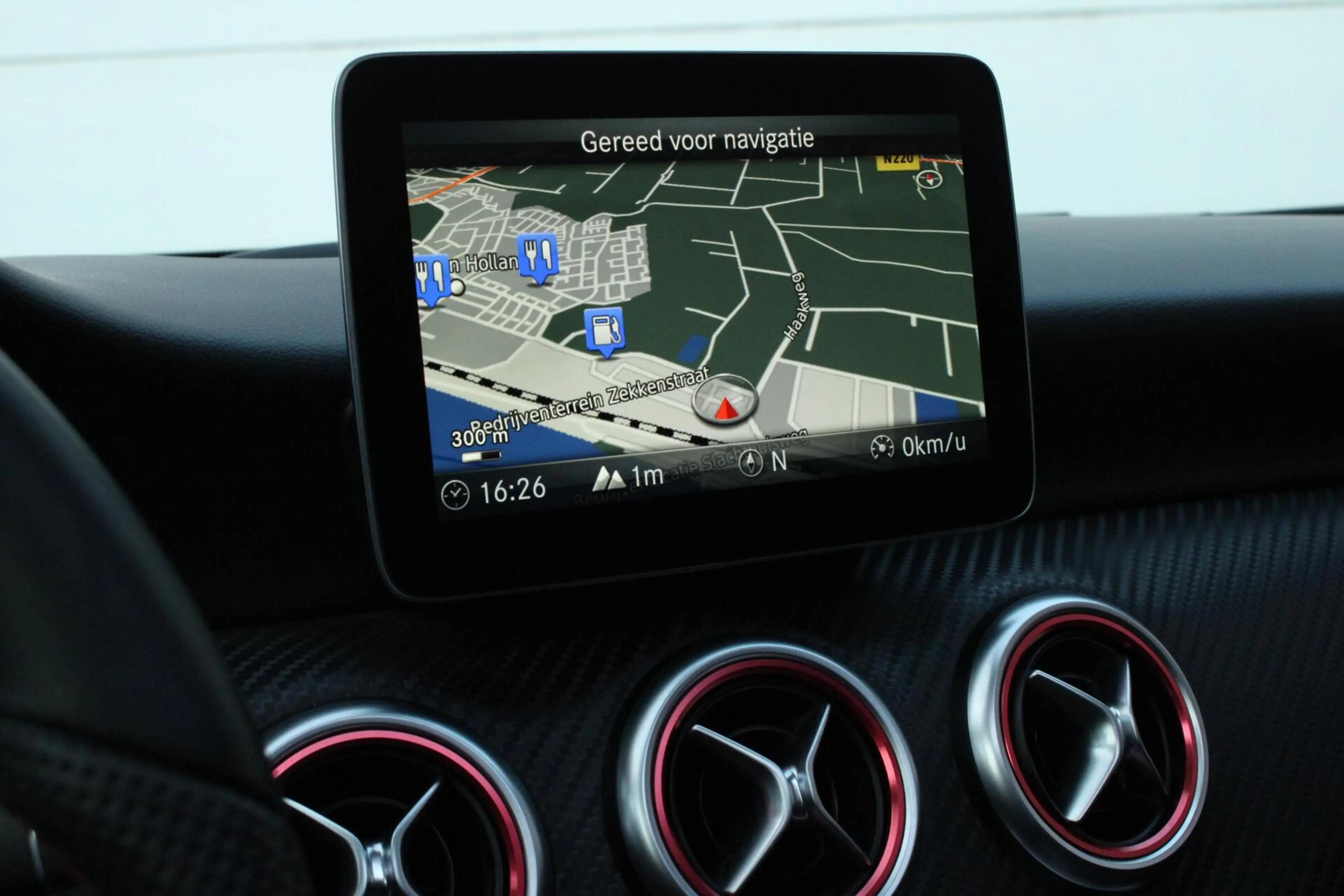 Mercedes-Benz A 180 AMG Night Edition Plus — photo 19