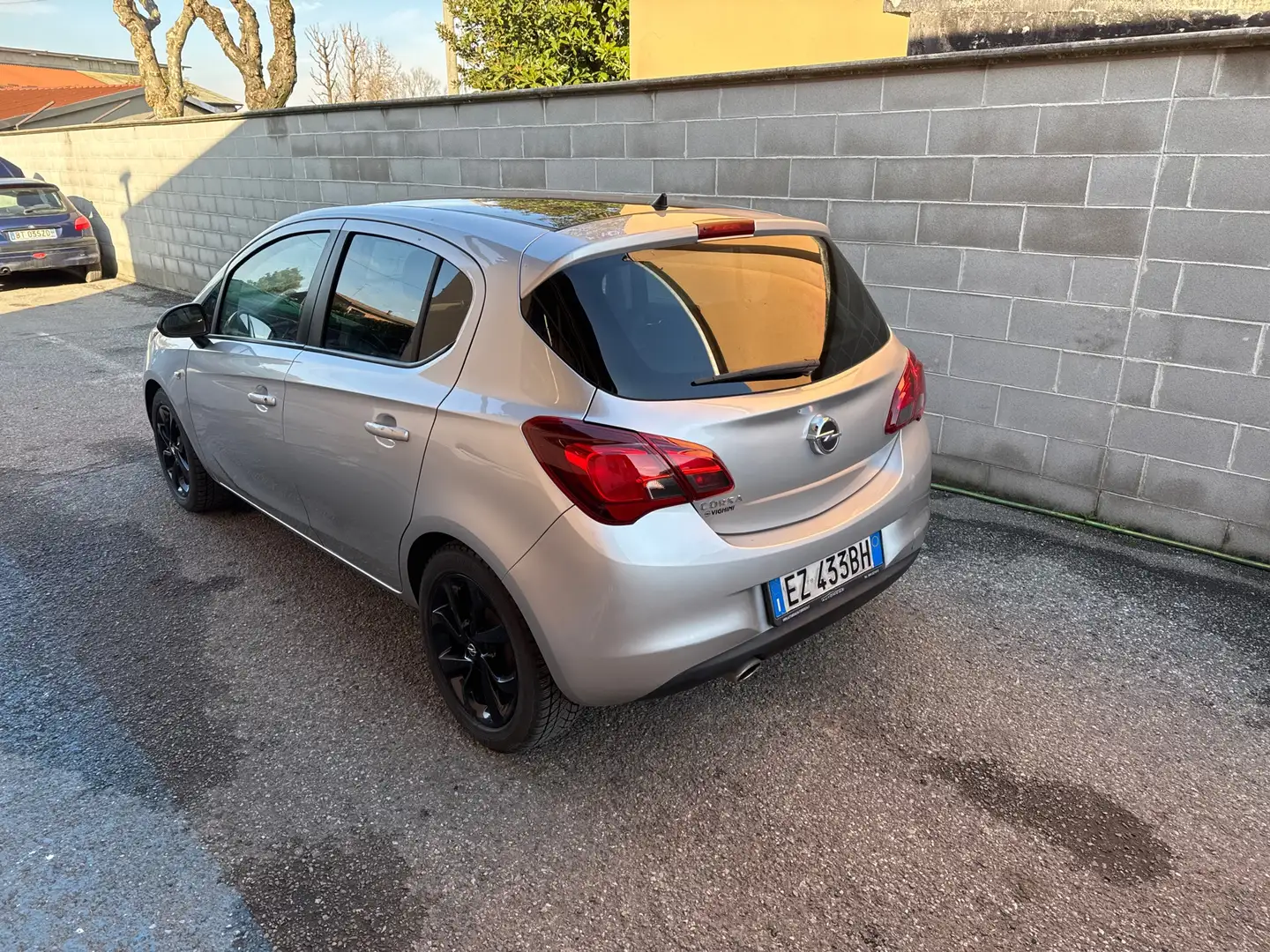 Opel Corsa Corsa 5p 1.2 b-Color Zilver - 2