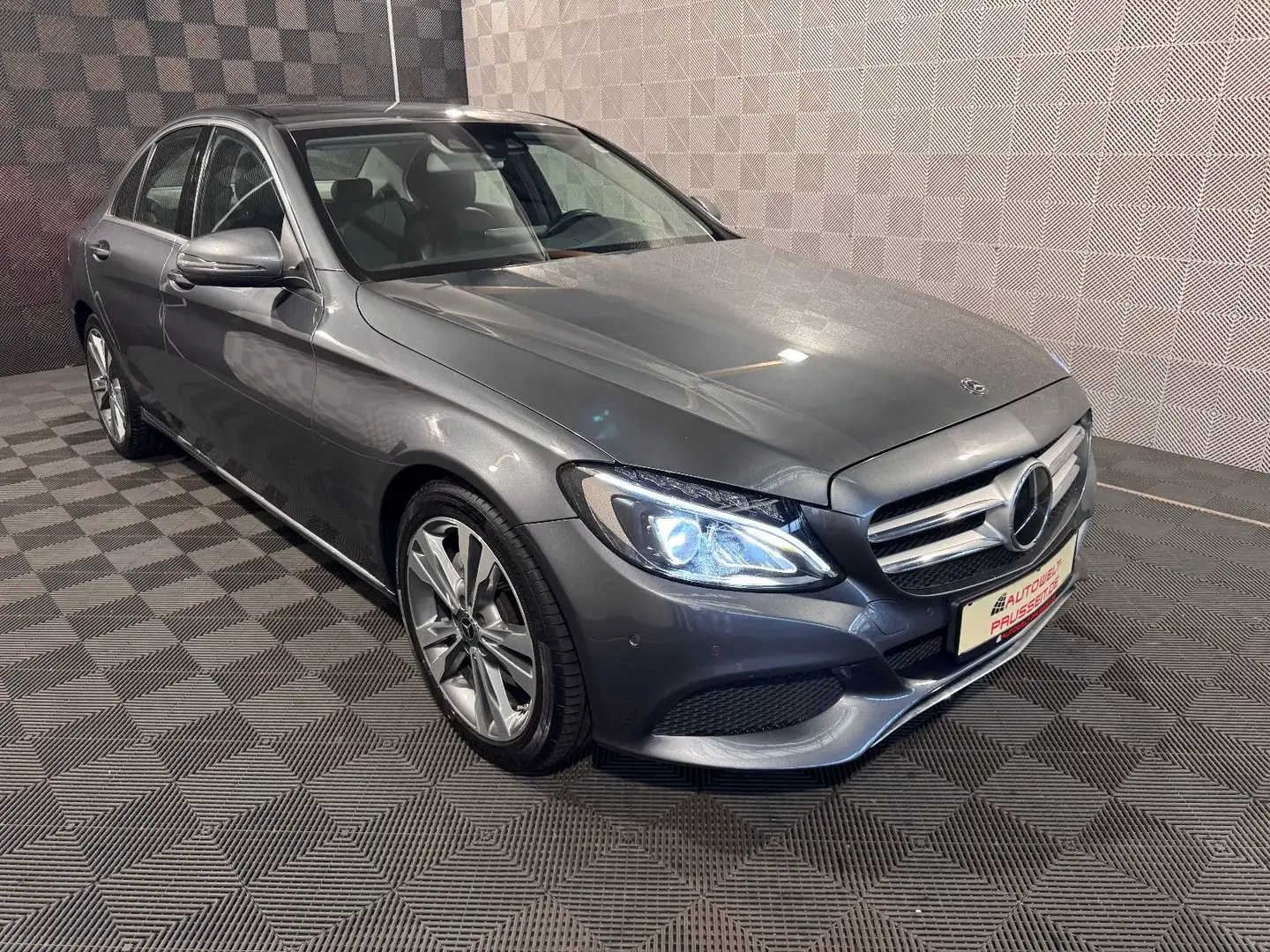 Mercedes-Benz C 180 CGI Lim.*AVANTGARDE*ACC-LED-KLIMA-NAVI-9G Grau - 1