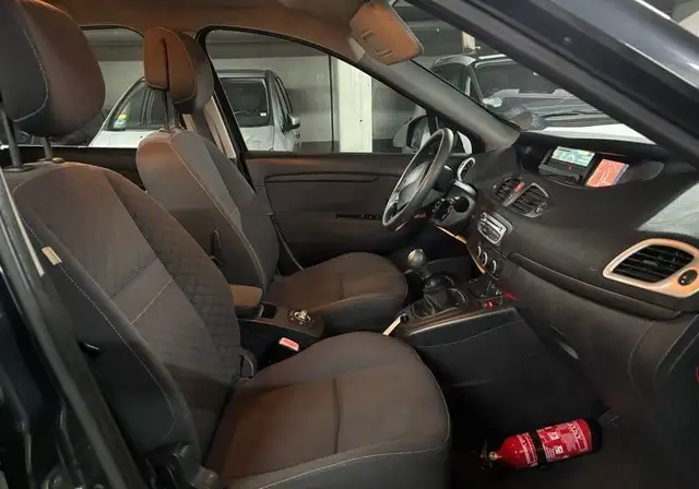 Renault Grand Scenic view 6