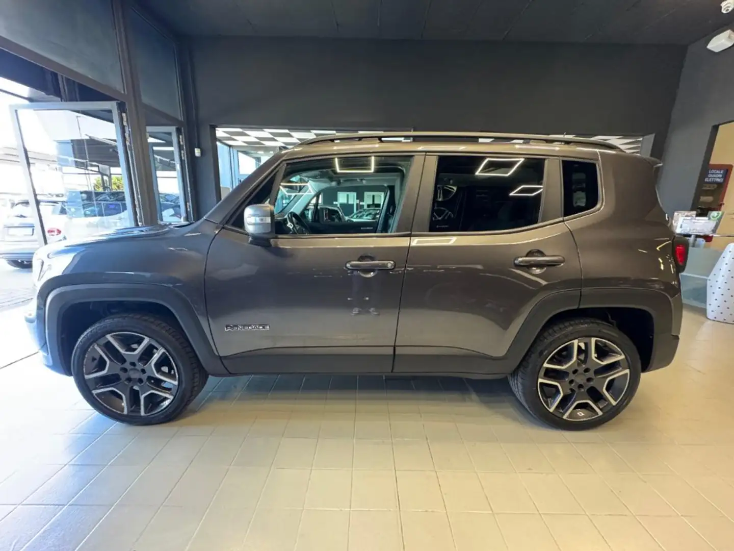 Jeep Renegade 2.0 Mjt 140CV 4WD Active Drive Low Limited Grigio - 2