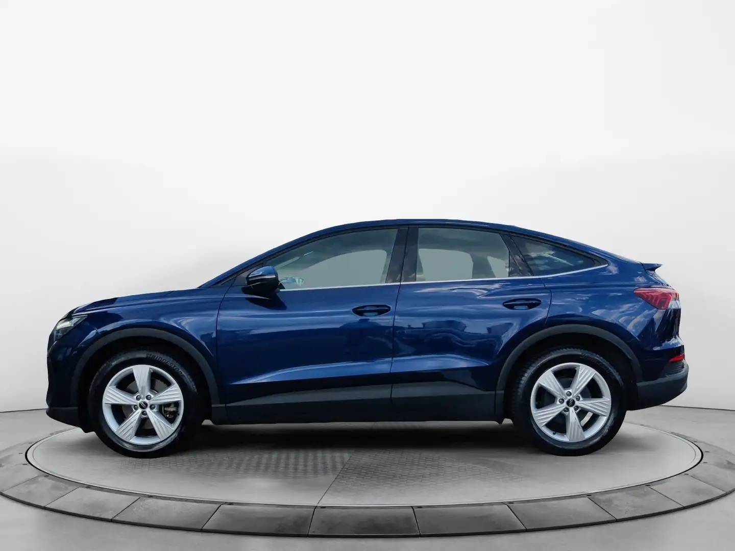 Audi Q4 e-tron 35 LED, Tempomat, Sportsitze Blauw - 2