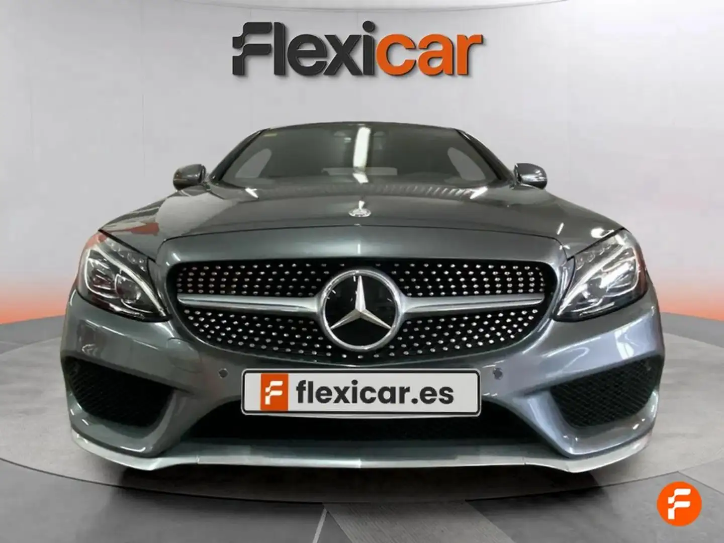 Mercedes-Benz C 300 Coupé Gris - 2