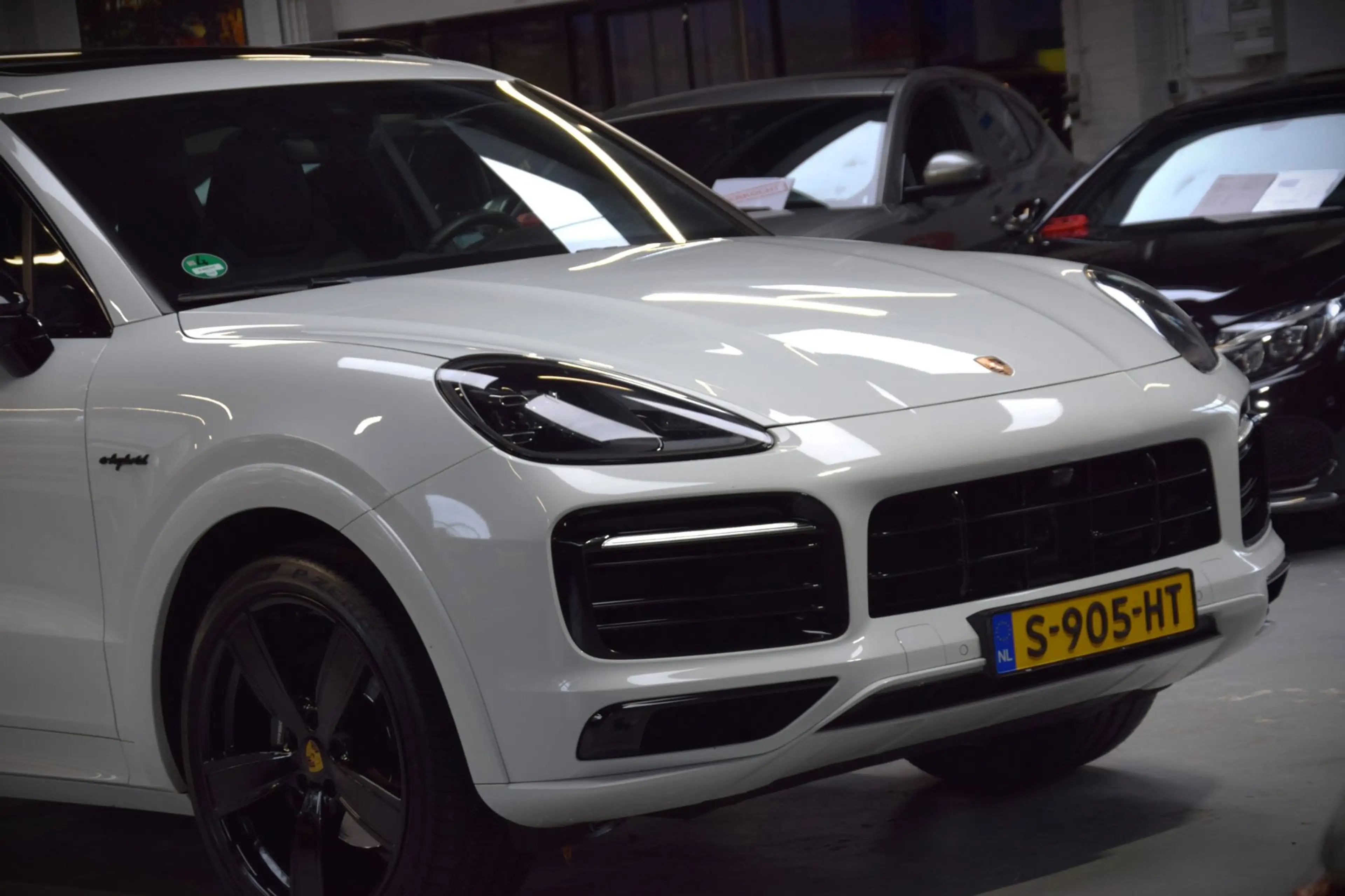 Porsche Cayenne 3.0 E-Hybrid Platinum Edition Navi|Panoramadak|Org — photo 18