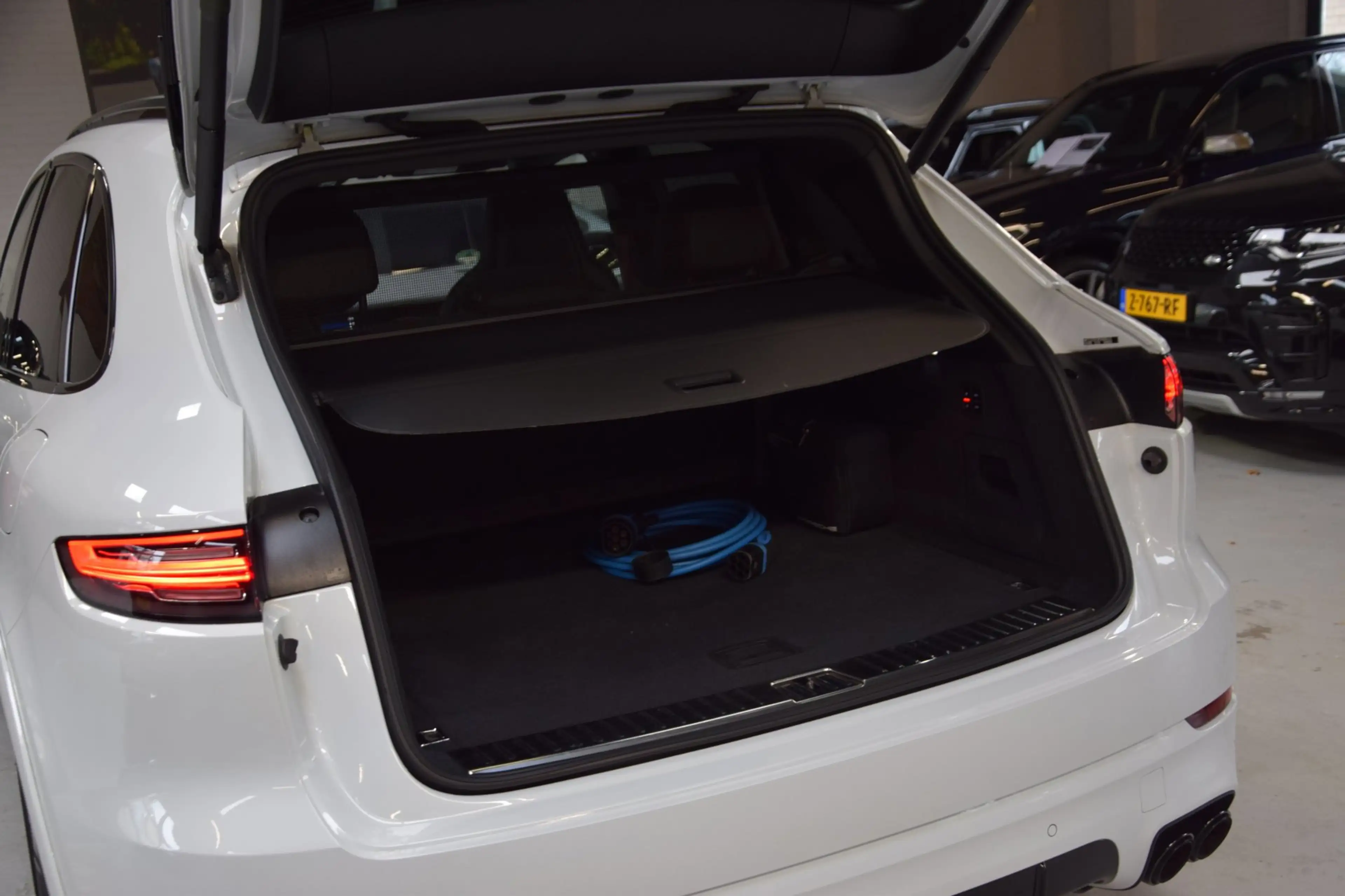 Porsche Cayenne 3.0 E-Hybrid Platinum Edition Navi|Panoramadak|Org — photo 35