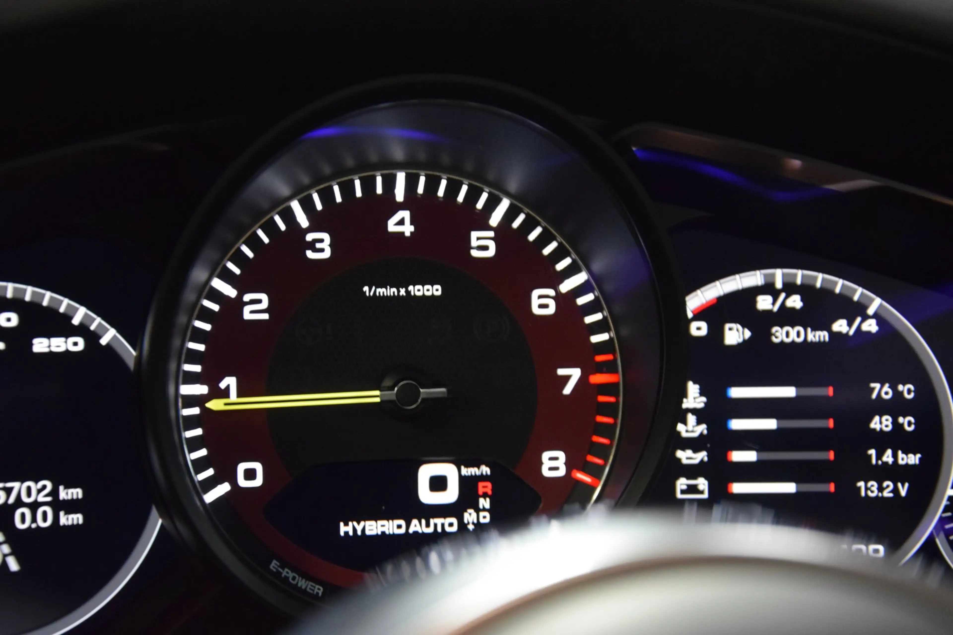 Porsche Cayenne 3.0 E-Hybrid Platinum Edition Navi|Panoramadak|Org — photo 45