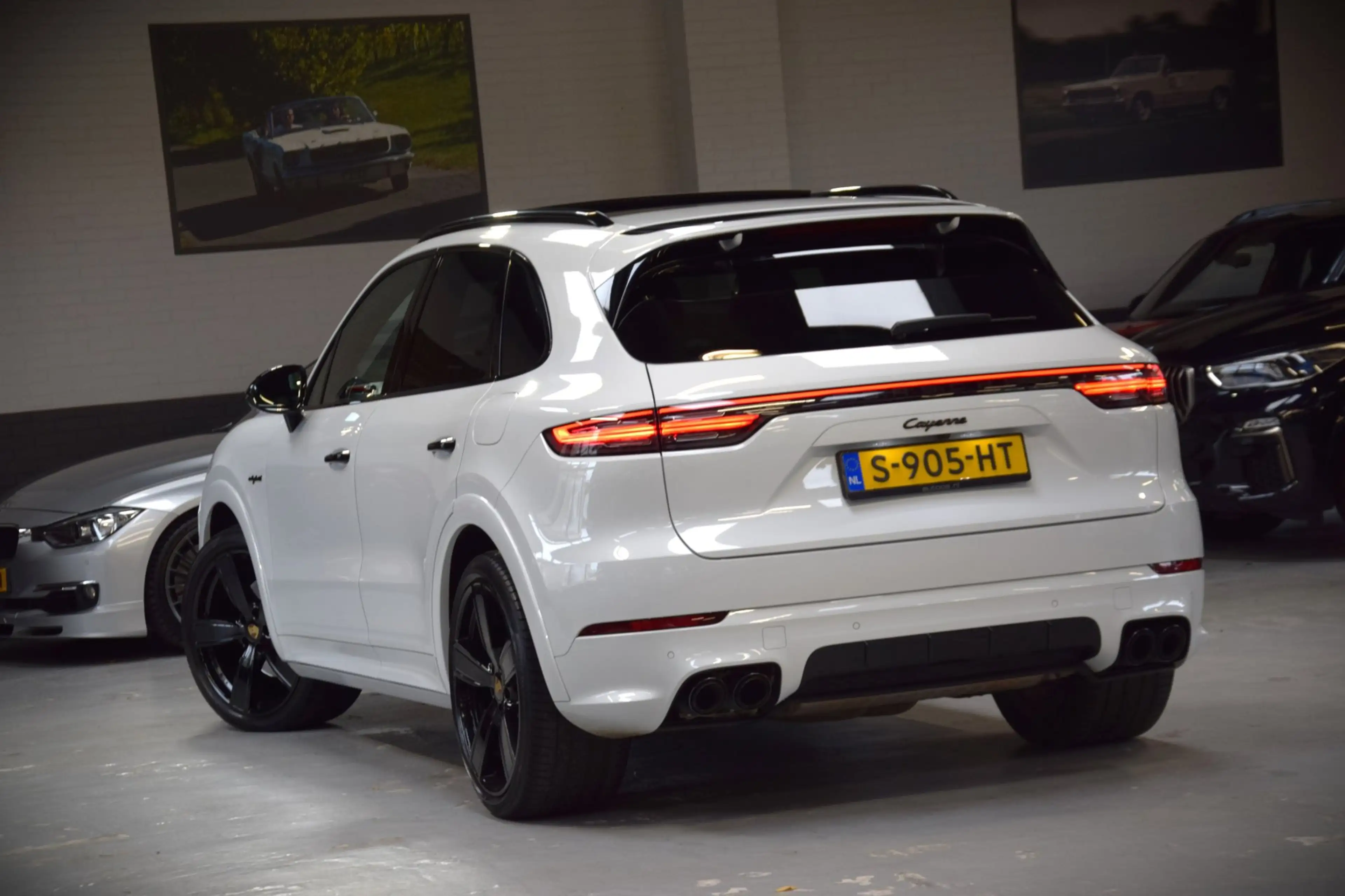 Porsche Cayenne 3.0 E-Hybrid Platinum Edition Navi|Panoramadak|Org — photo 2