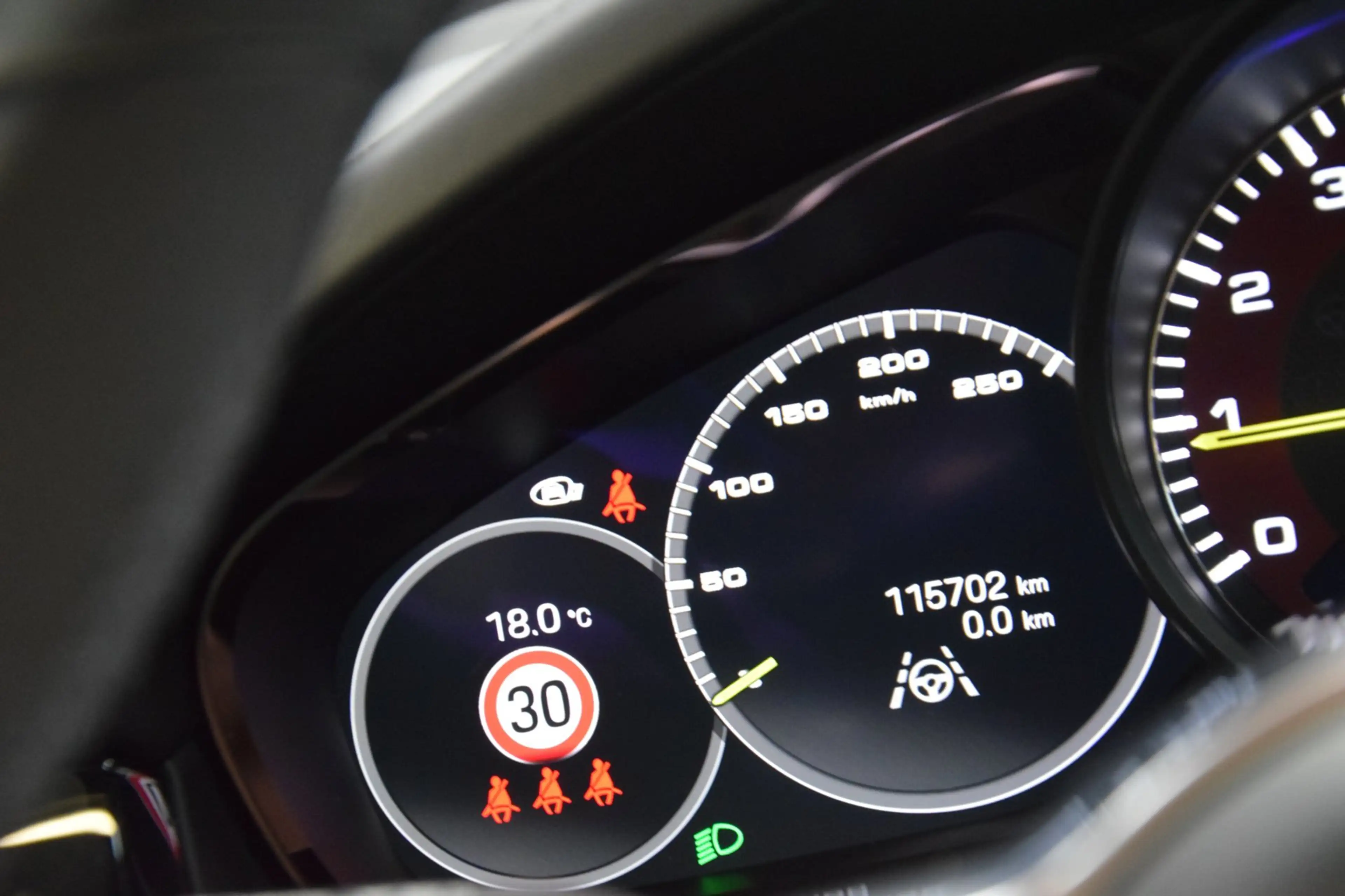 Porsche Cayenne 3.0 E-Hybrid Platinum Edition Navi|Panoramadak|Org — photo 44