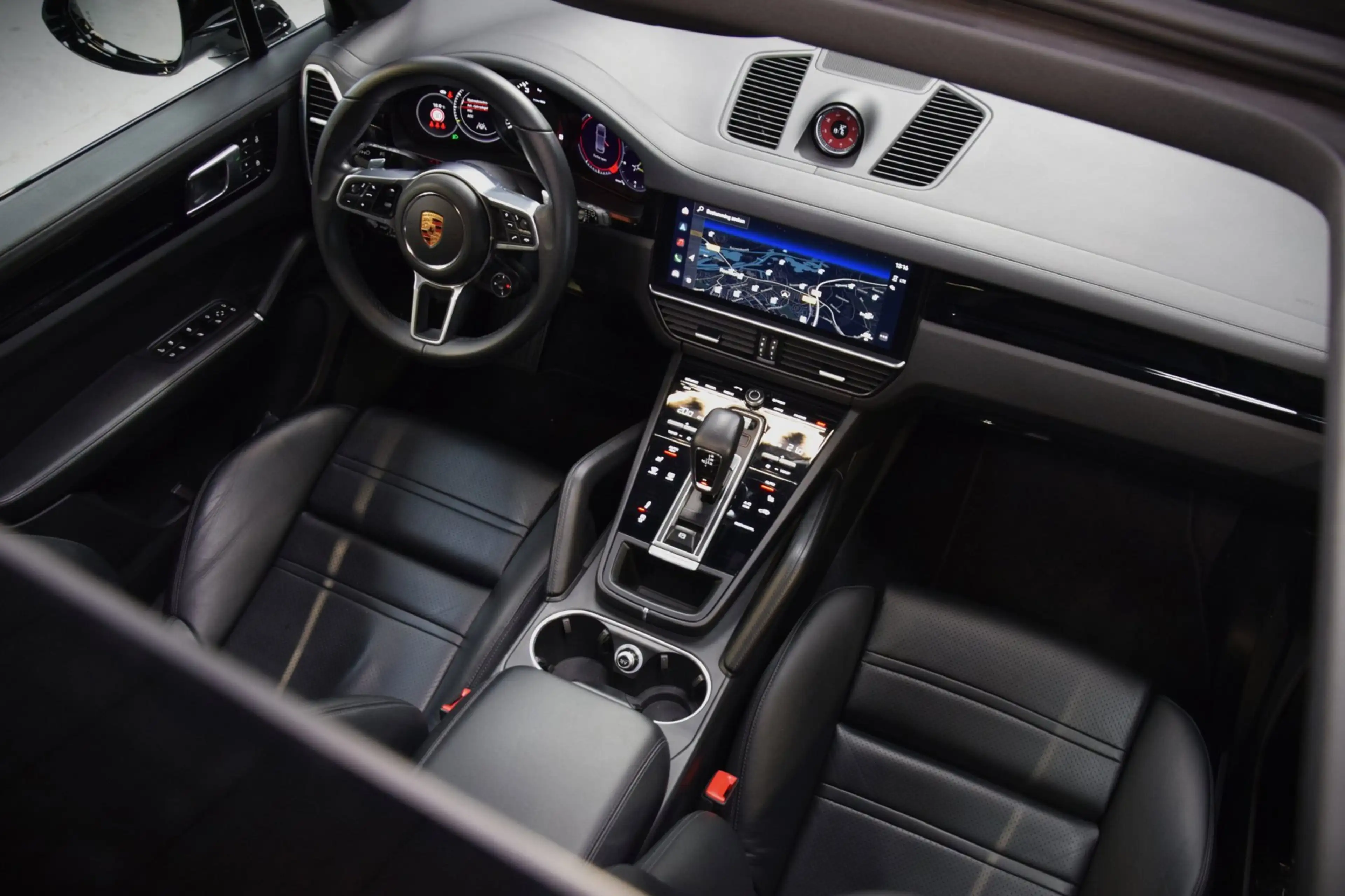 Porsche Cayenne 3.0 E-Hybrid Platinum Edition Navi|Panoramadak|Org — photo 14