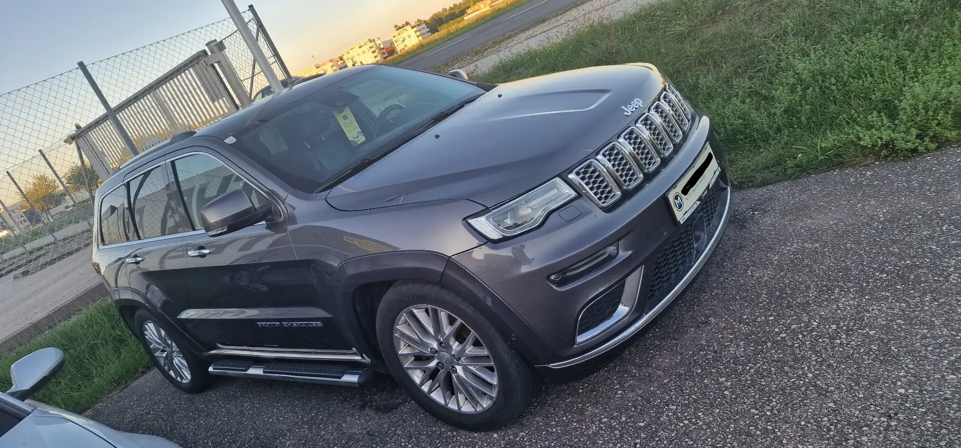 Jeep Grand Cherokee 3,0 V6 CRD Summit - 2