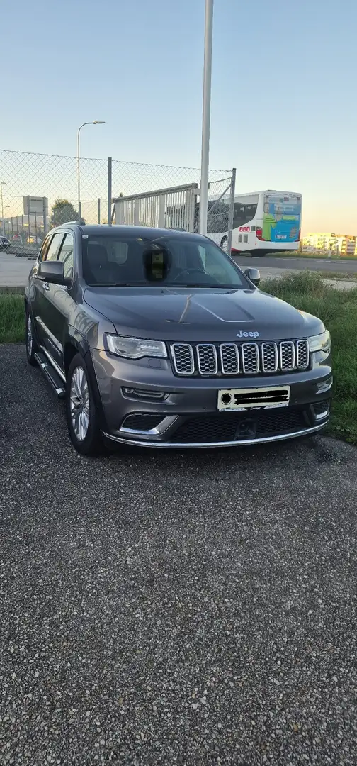 Jeep Grand Cherokee 3,0 V6 CRD Summit - 1
