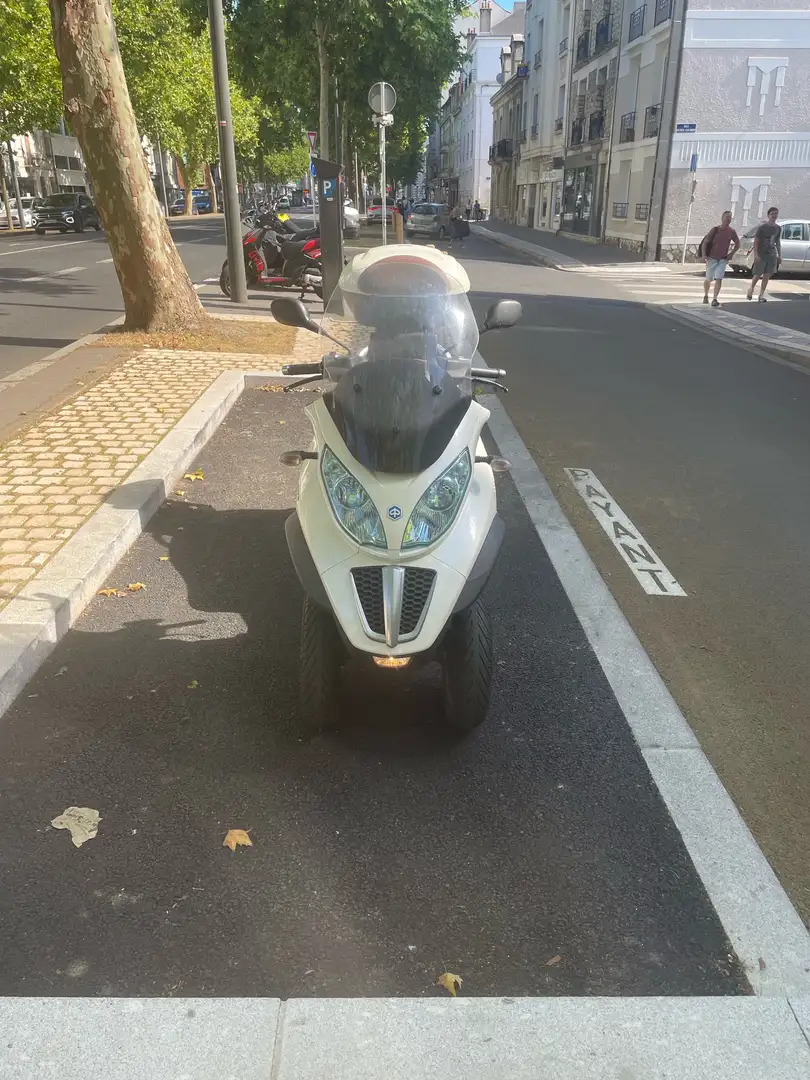 Piaggio MP3 500 Blanc - 2
