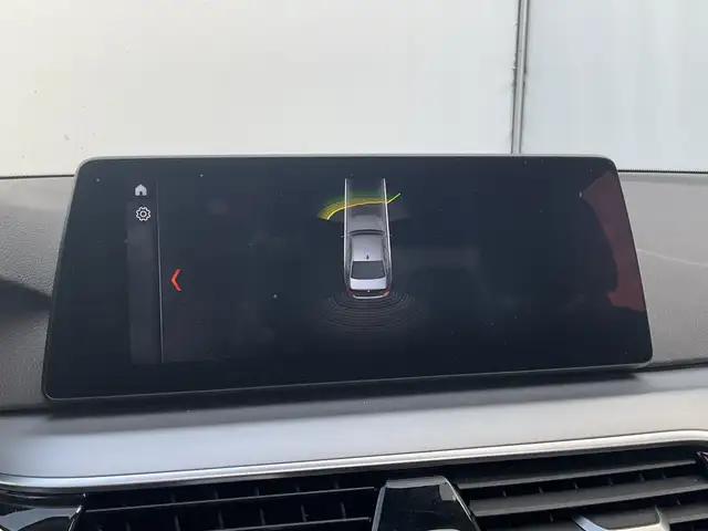 BMW S view 11