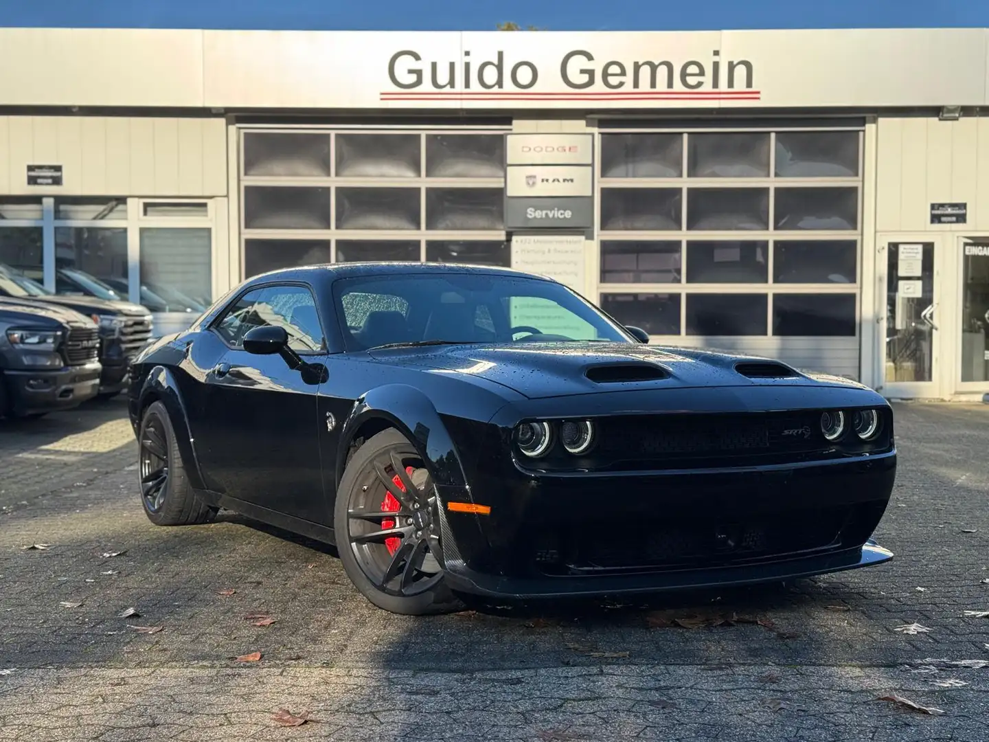 Dodge Challenger 6.2 V8 HEMI Hellcat Widebody + Carbon Zwart - 1