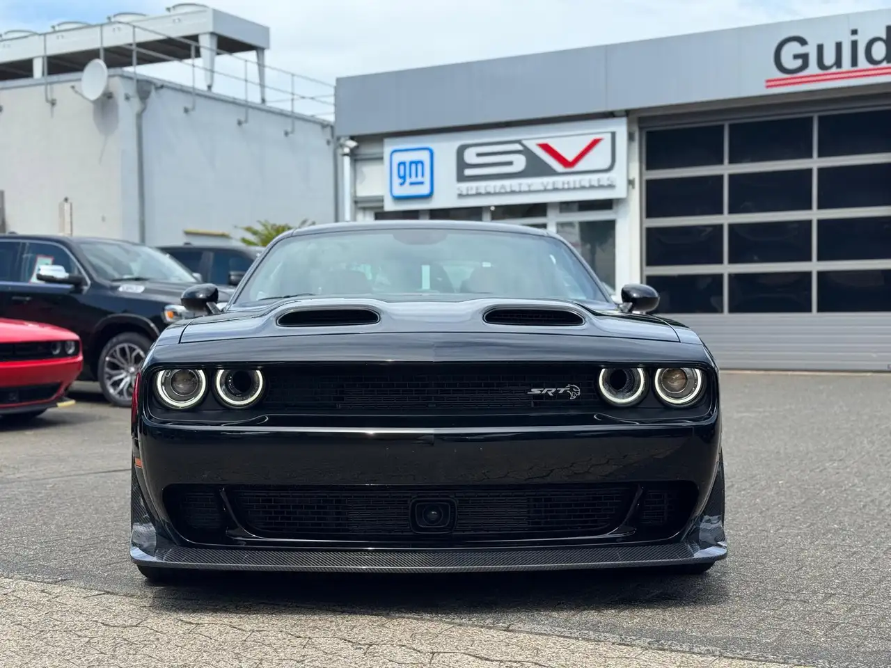 Dodge Challenger 2022 — фото 13