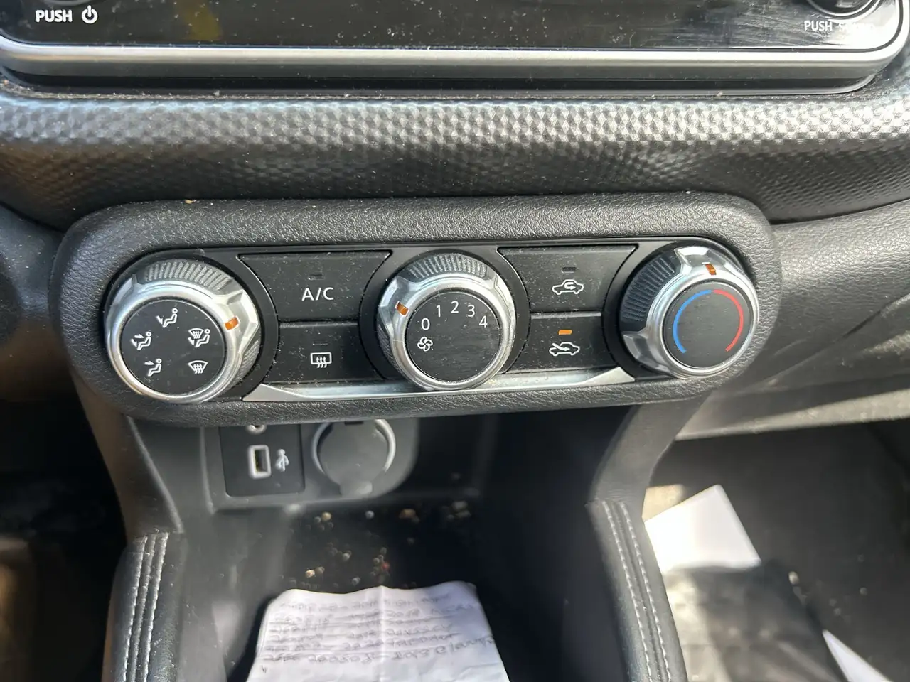 Nissan Kicks снимка Nissan Kicks