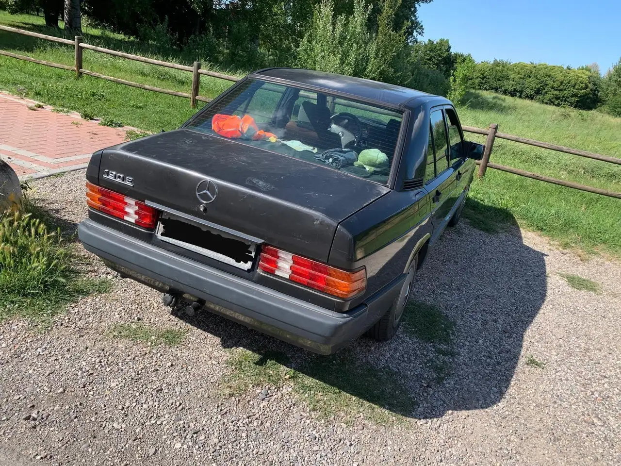 Mercedes-Benz 190 2.0 E 118cv, foto 2
