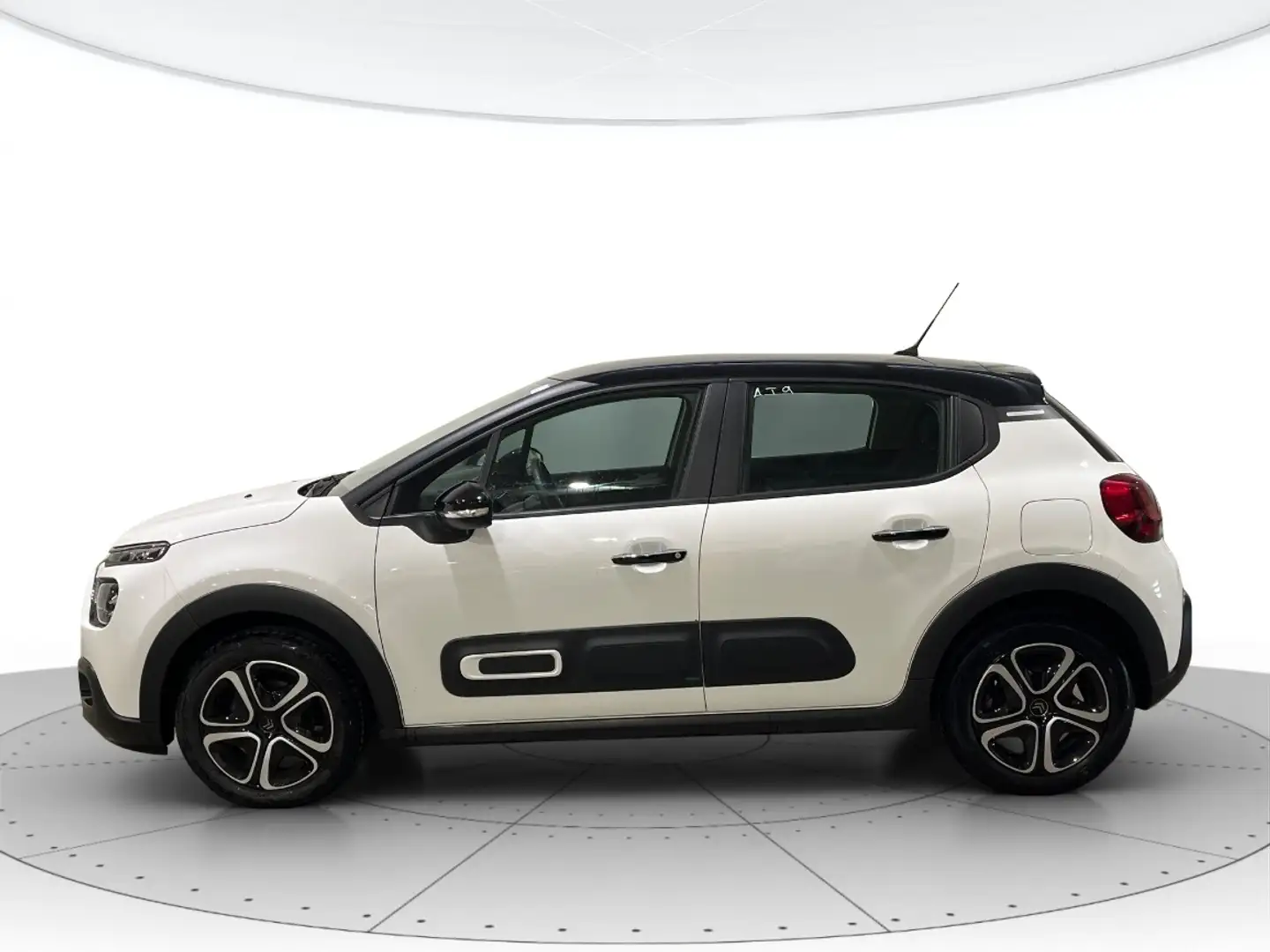 Citroen C3 1.2 PureTech 83cv Shine Bianco - 2