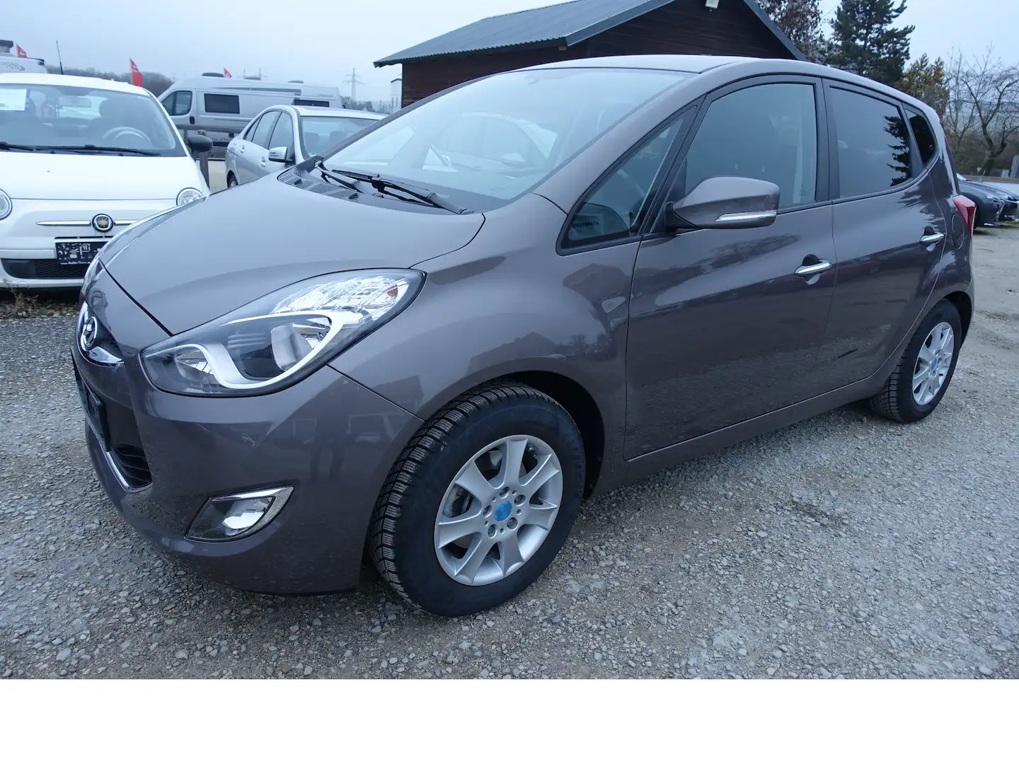 Hyundai iX20 Automatik AHK abnehmbar 8x Alu 1. Hand scheckheftg Gris - 1