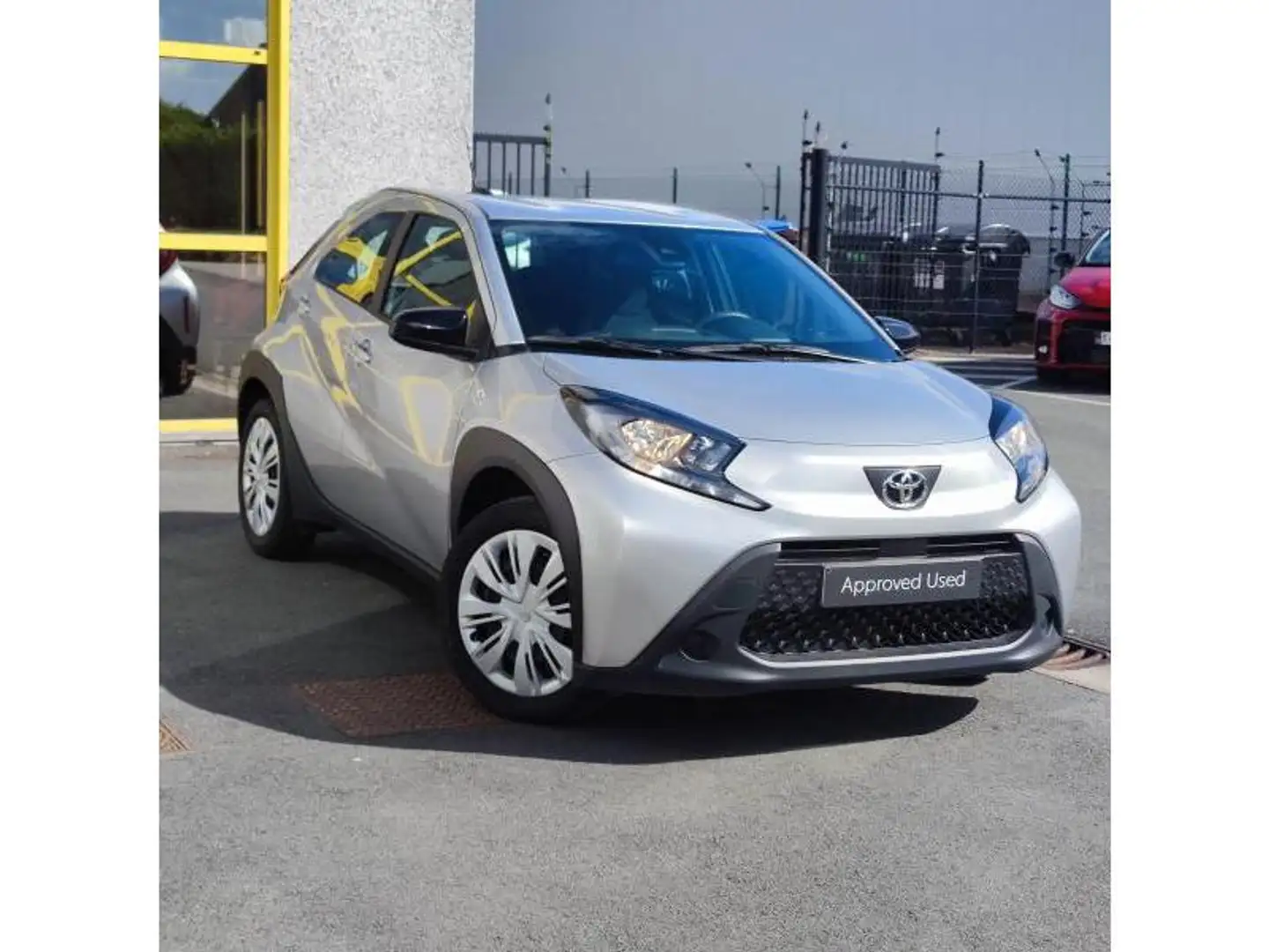 Toyota Aygo X X play AUTOMATIQUE !!! Argent - 2
