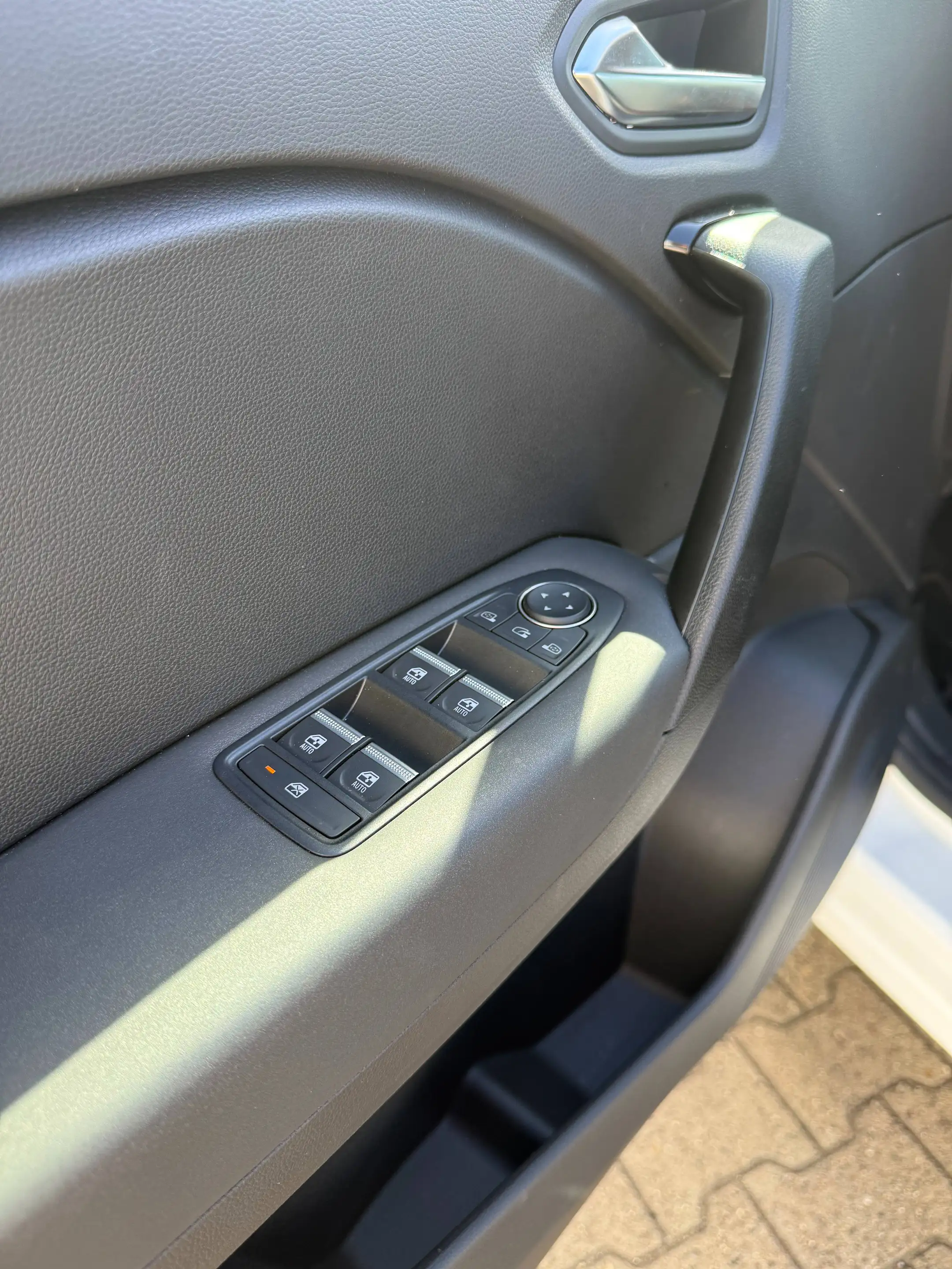 Mitsubishi Grandis 1.3 Turbo Diamant PLUS 7DCT Automatik Allwetterreifen|MwSt — photo 6