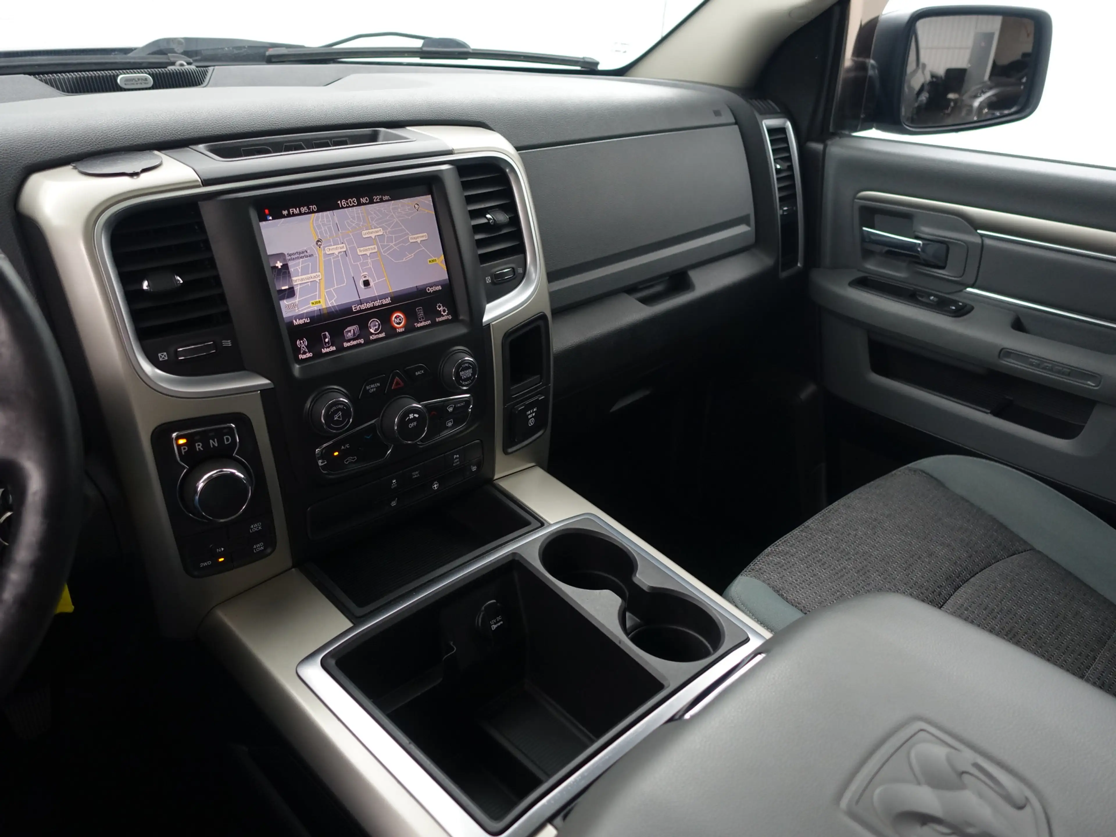 Dodge RAM 1500 3.6 V6 4x4 Quad Cab 6'4- Dubbele Cabine, LPG — photo 9