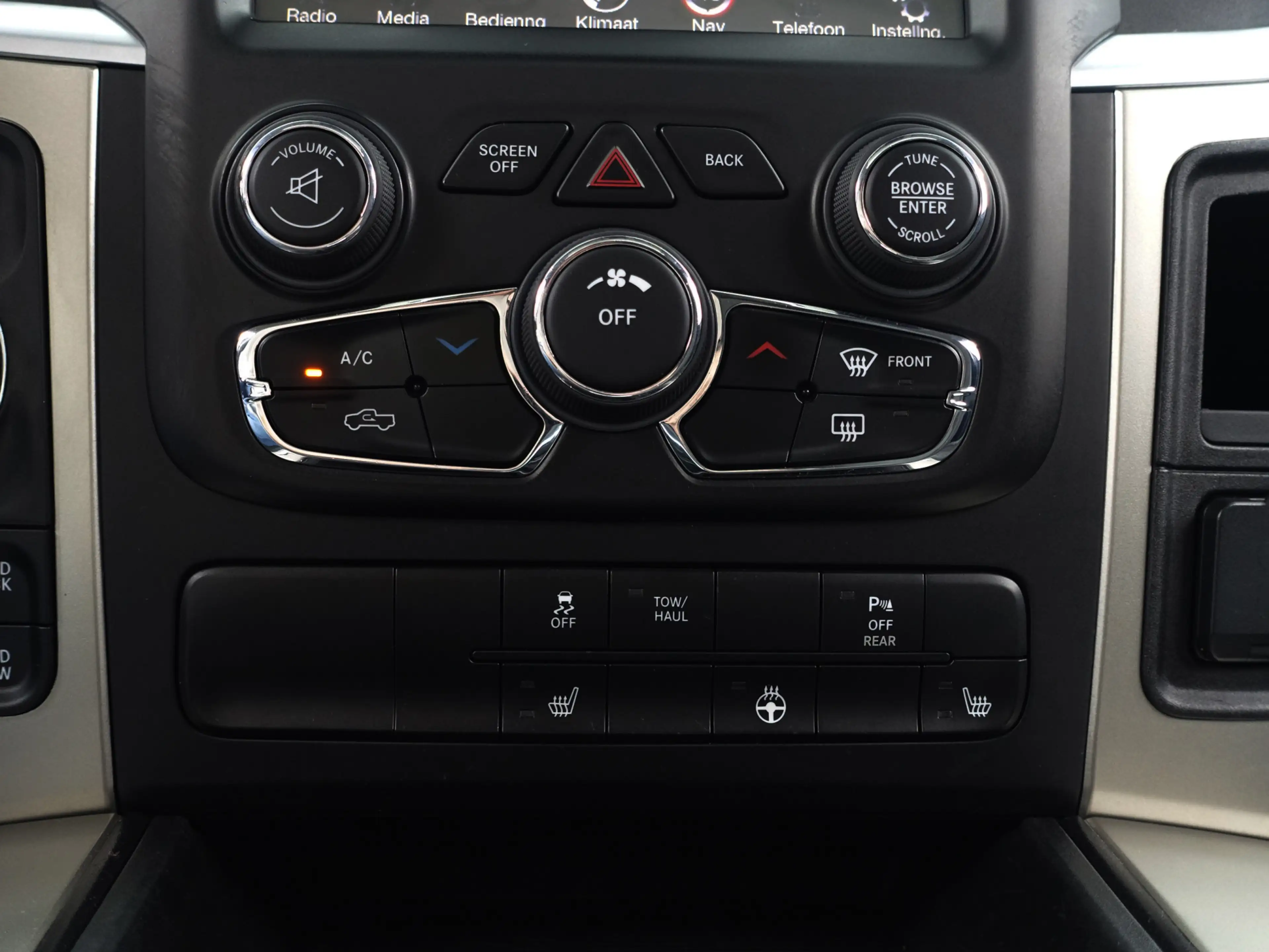 Dodge RAM 1500 3.6 V6 4x4 Quad Cab 6'4- Dubbele Cabine, LPG — photo 13